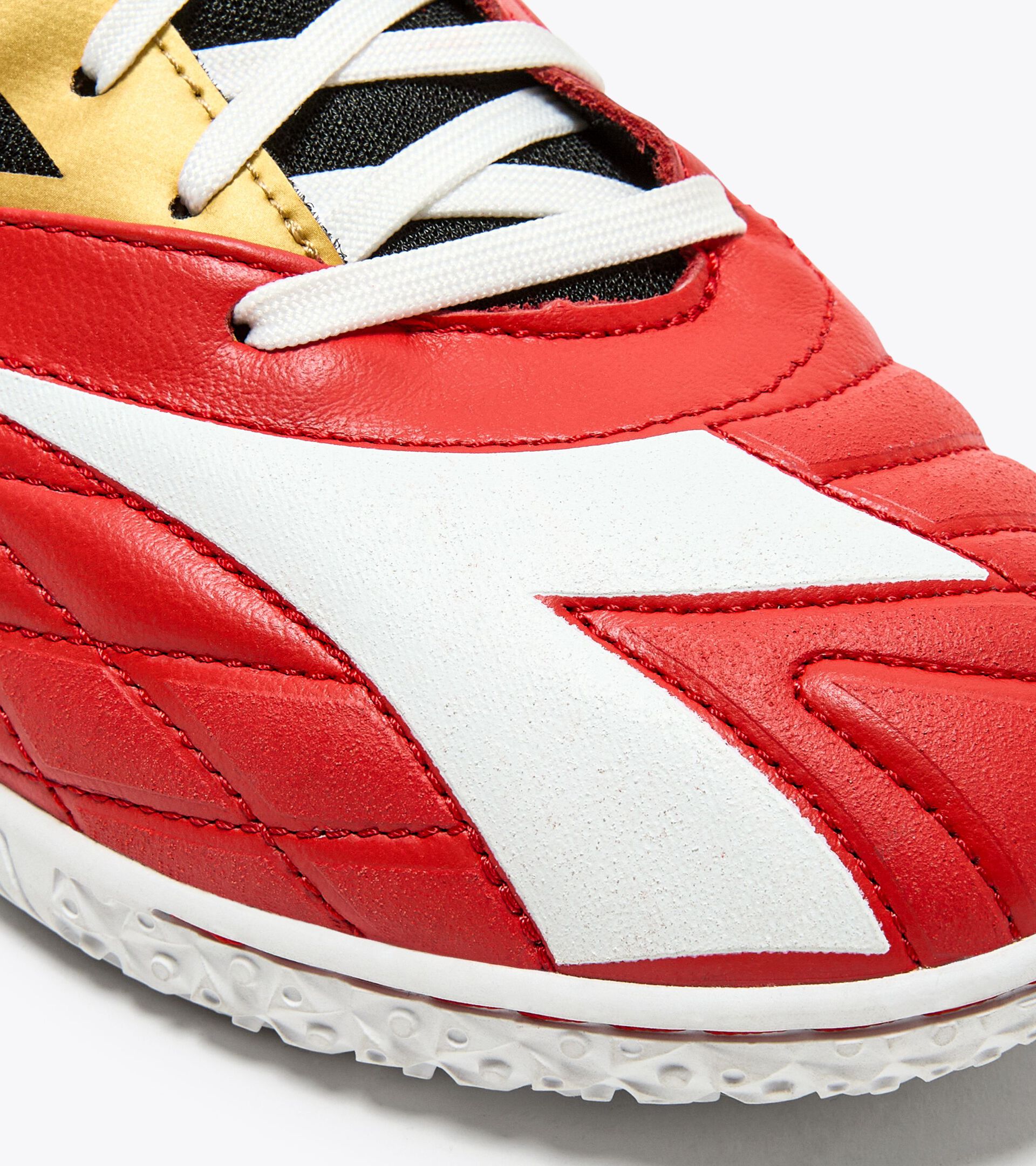 Chaussures de futsal - Semelle spécifique pour les terrains en intérieur et les parquets - Homme BRASIL SALA ELITE ID MILANO RED/WHITE/BLACK - Diadora