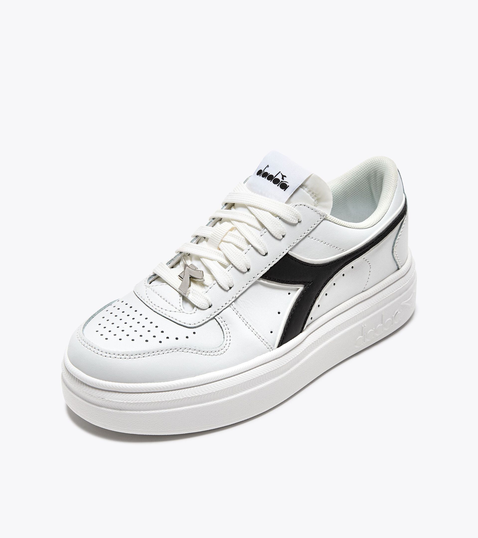 Sports sneakers - Women’s - Platform sole MAGIC BOLD WN WHITE/WHITE/BLACK - Diadora