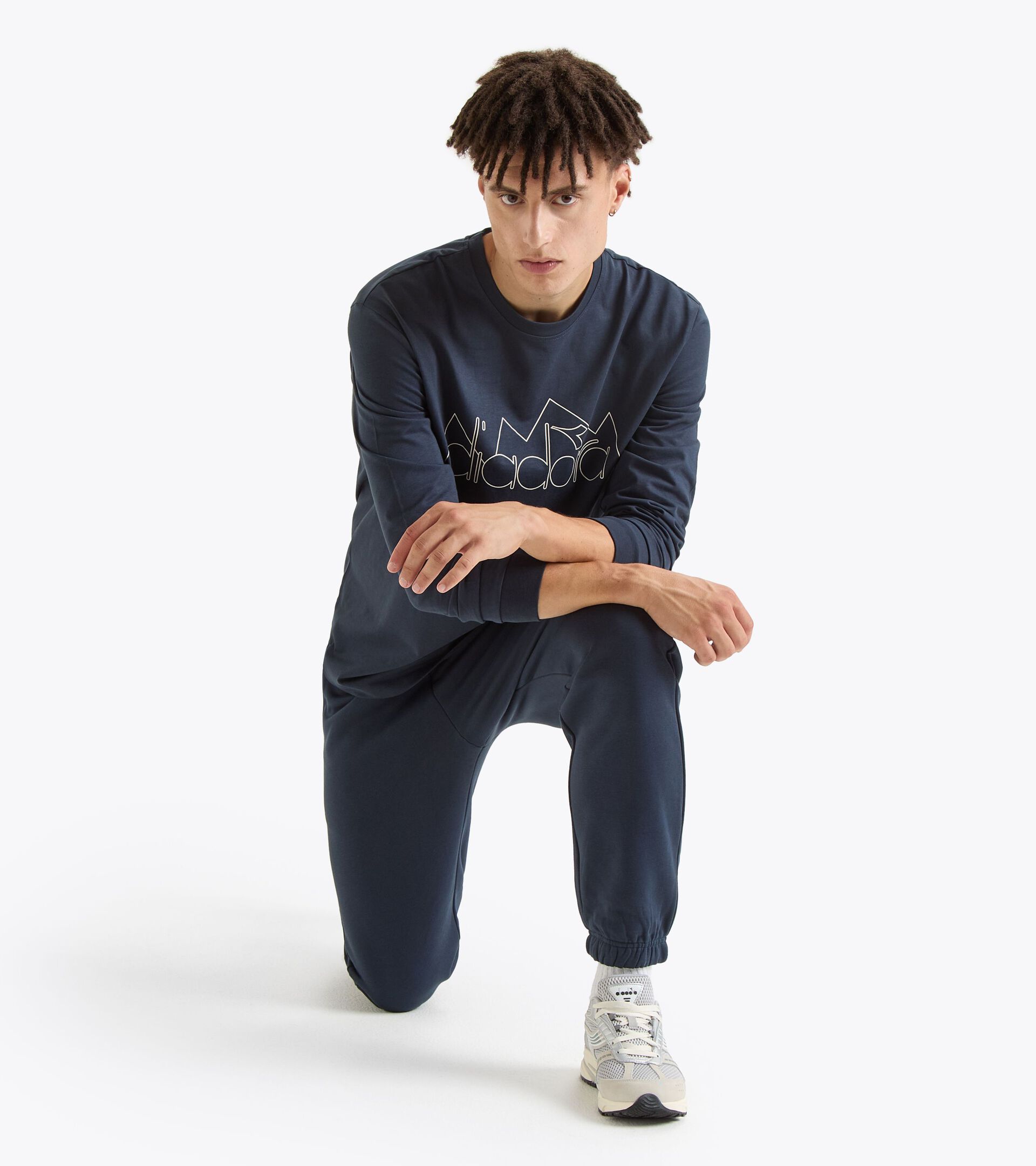 Sporty long-sleeved t-shirt - Gender Neutral T-SHIRT LS ROUTE BLUE DENIM - Diadora