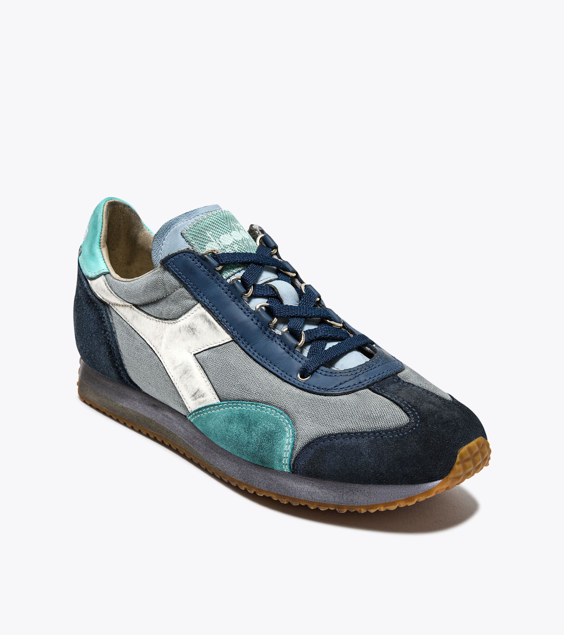 Sneakers Heritage en cuir - Genre neutre
 EQUIPE DIRTY SW EVO CELESTE BLEU - Diadora