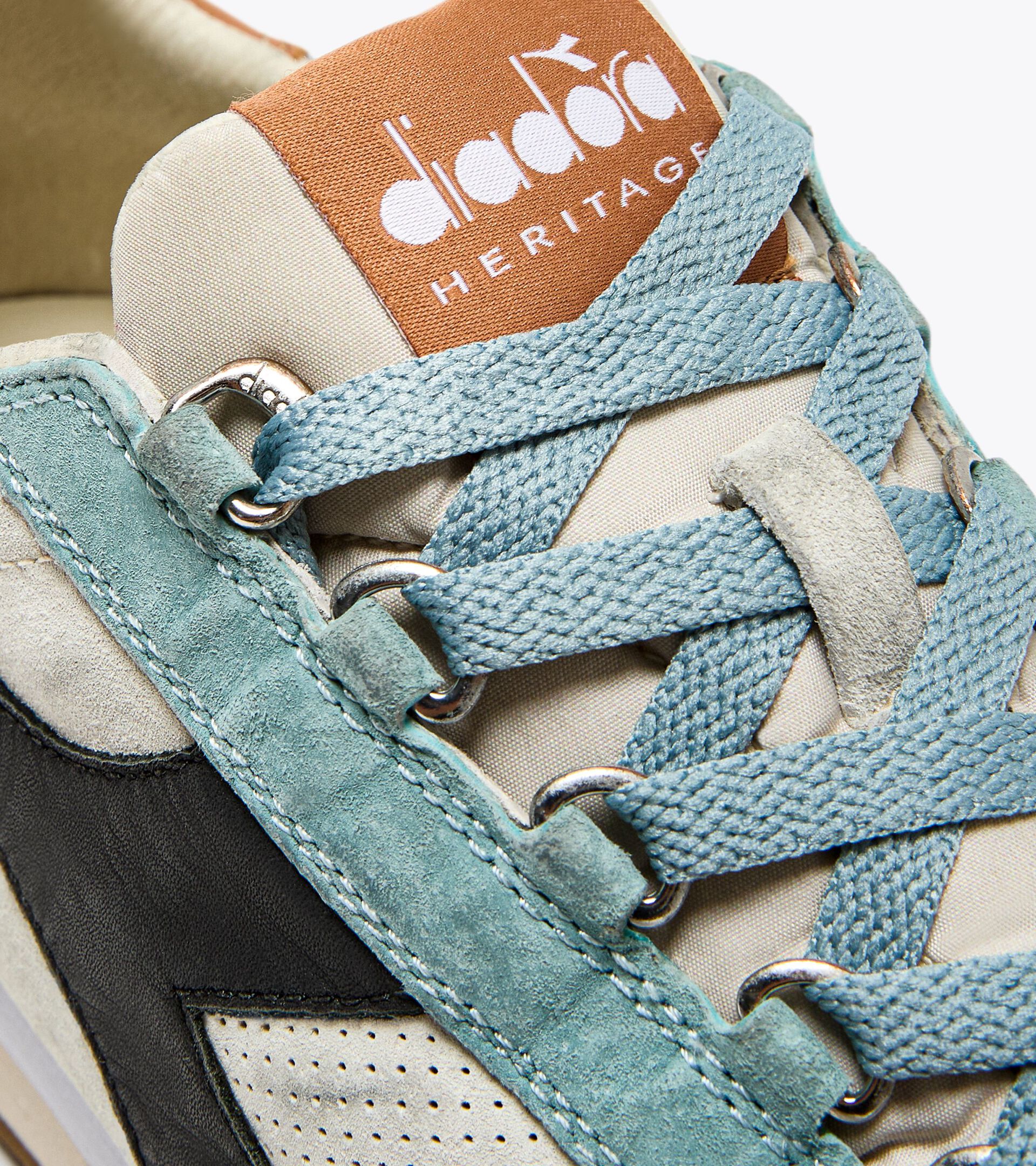 Heritage leather sneaker - Gender Neutral EQUIPE SUEDE SW BEIGE IVORY - Diadora