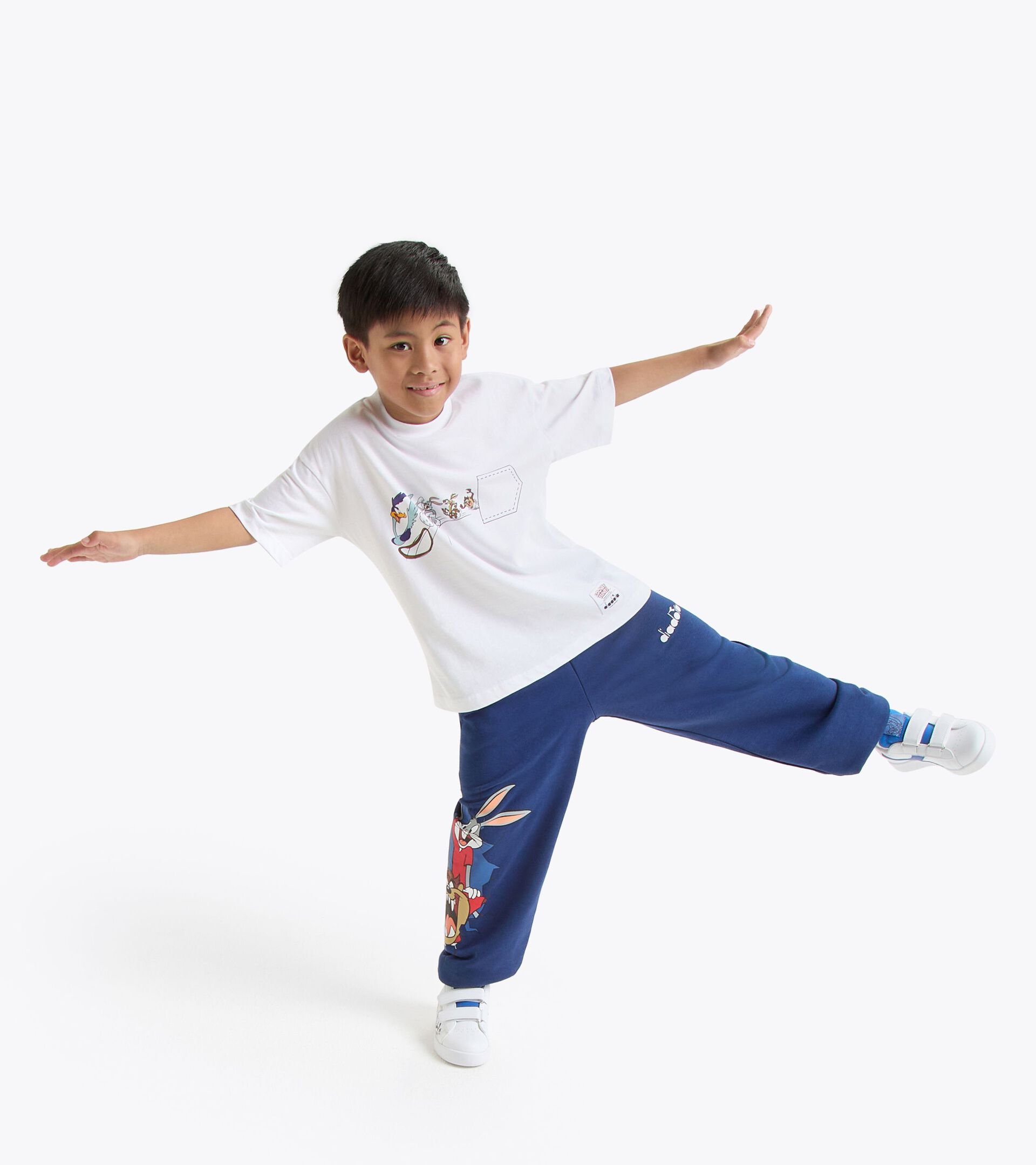 Looney Tunes t-shirt - Gender Neutral - Kids 
 JU.T-SHIRT SS TEAM LT OPTICAL WHITE - Diadora