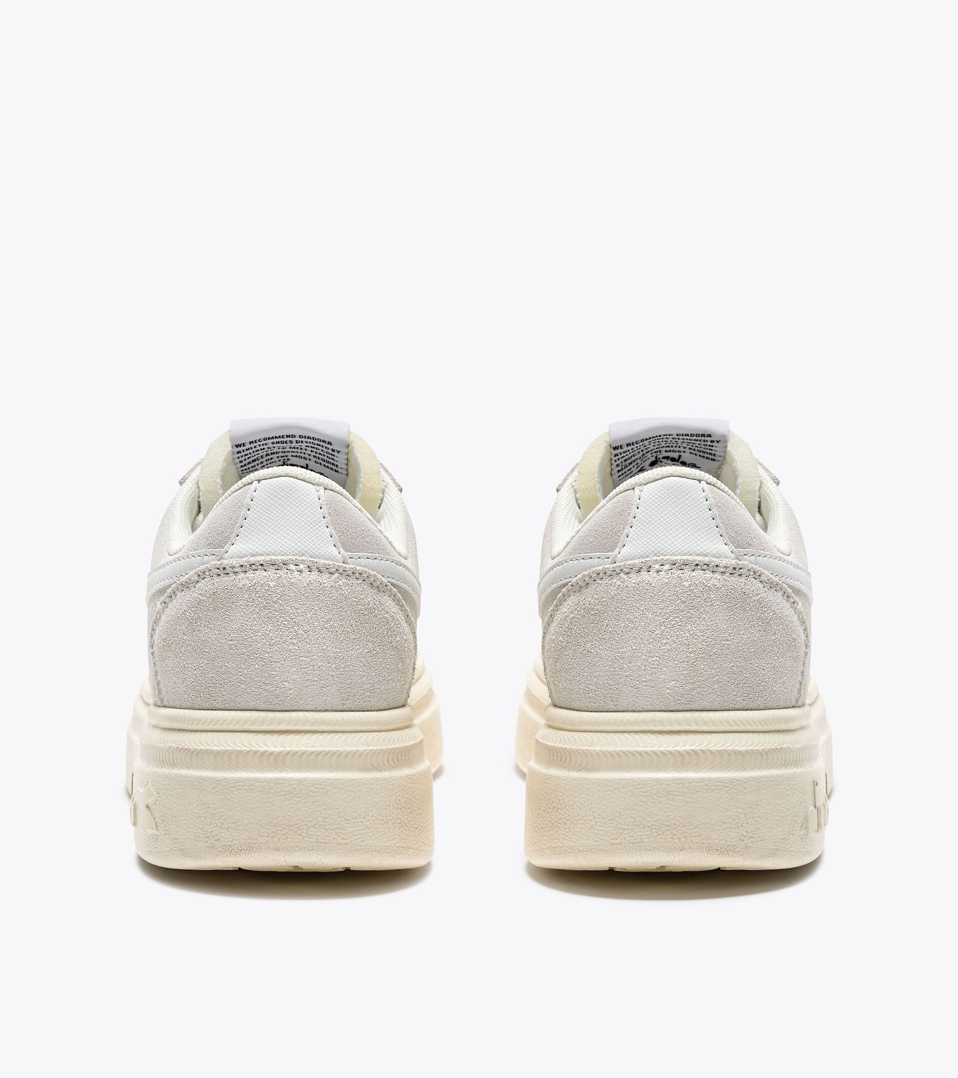 Zapatilla deportiva - Suela con plataforma - Mujer 
 MAGIC BOLD SUEDE WN BLANCO/BLANCO - Diadora