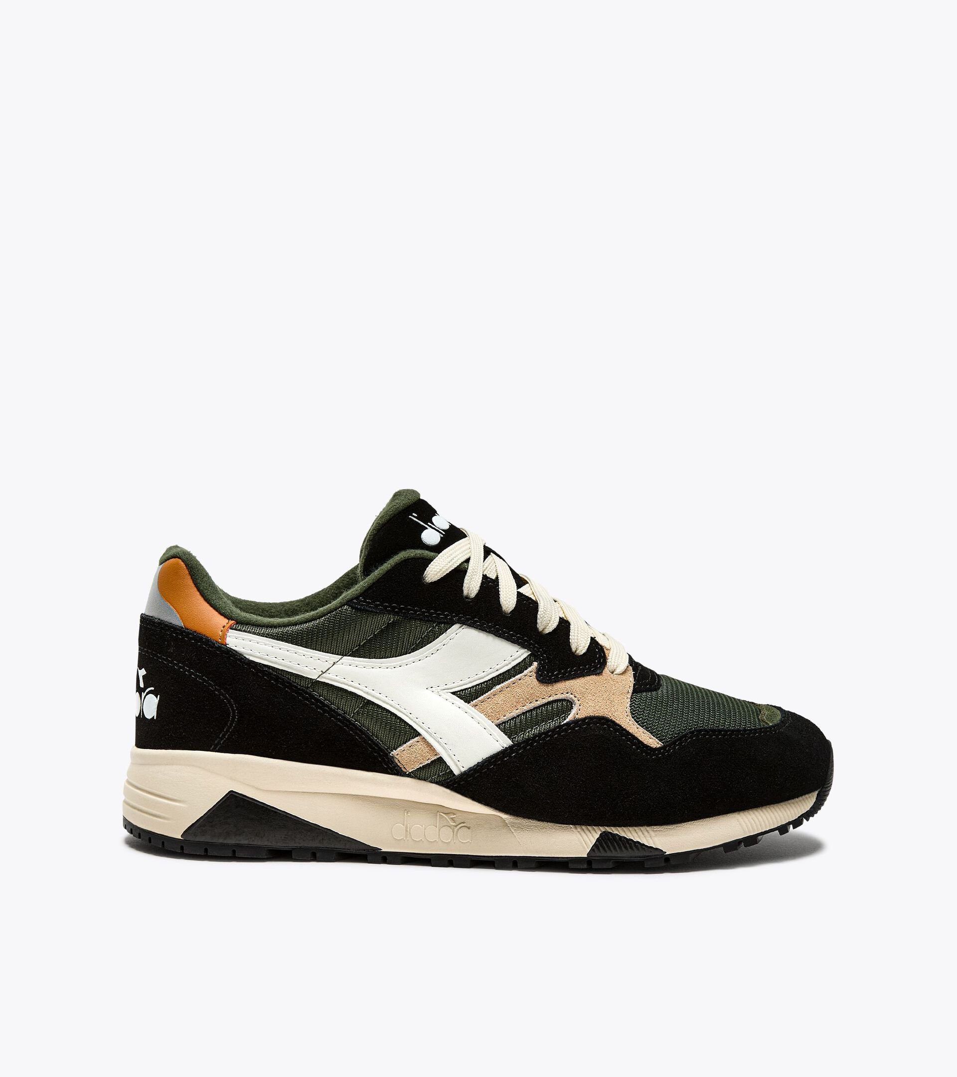 Zapatilla deportiva - Gender neutral N902 KOMBU GREEN/BLACK - Diadora