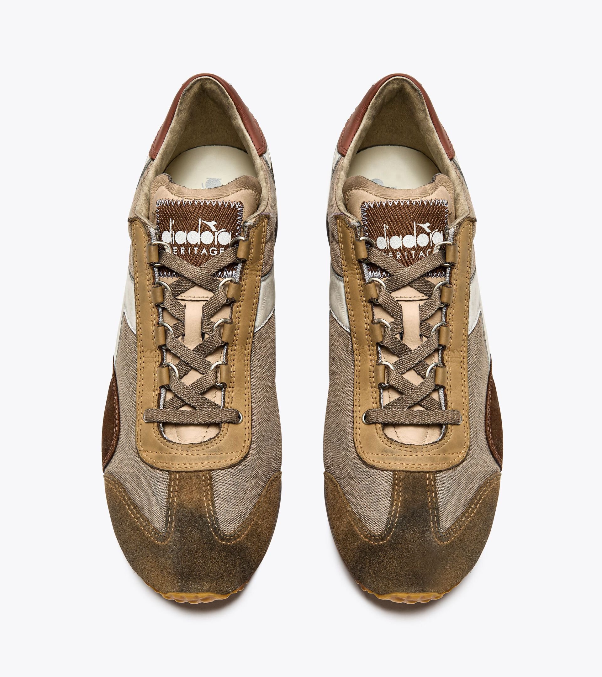 Sneaker Heritage in pelle - Gender Neutral EQUIPE DIRTY SW EVO BEIGE SABBIA CUBANA - Diadora