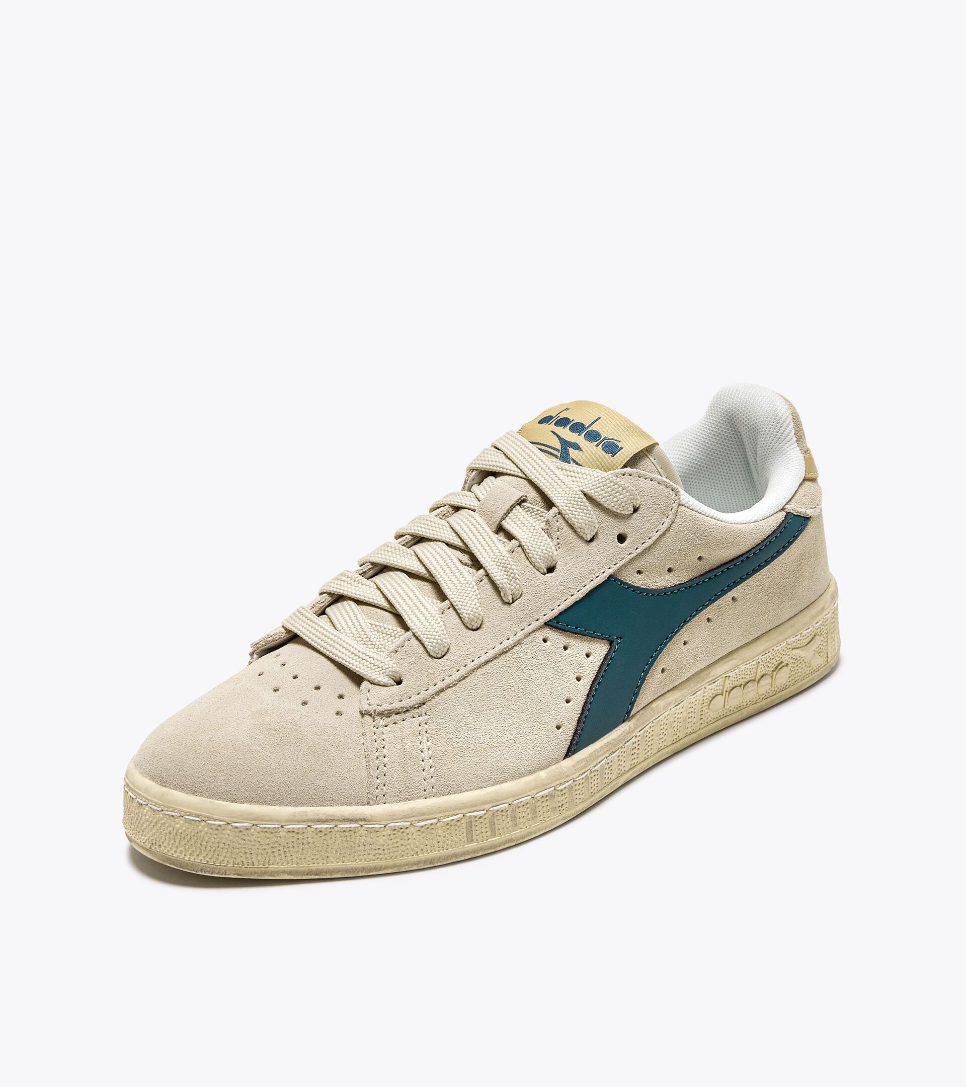 Sportschuh - Gender neutral GAME L LOW SUEDE WAXED WOLKE CREME - Diadora