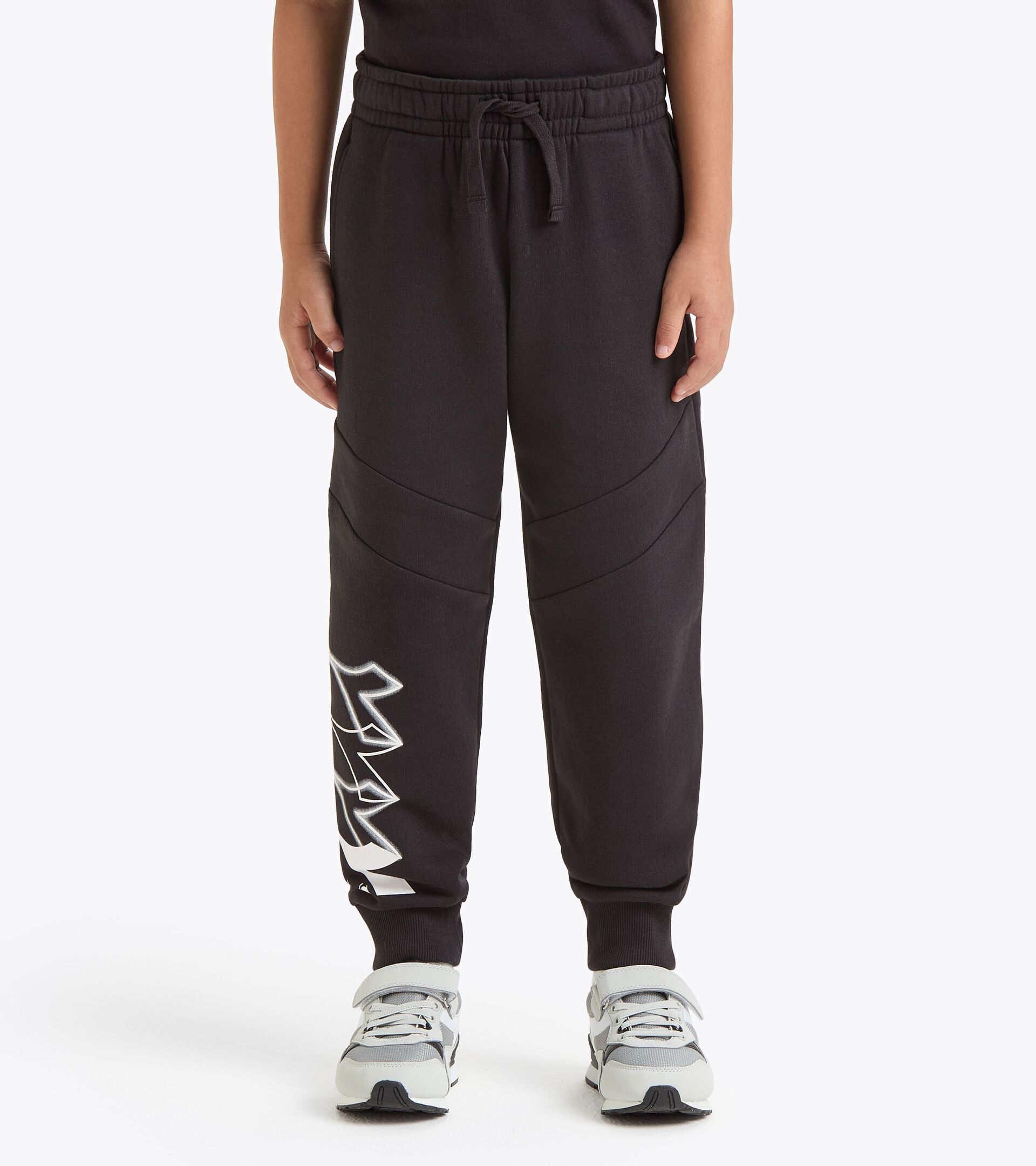 Pantalon de sport - Coupe confort - Ado garçon
 JB. JOGGER PANT LOGO NOIR - Diadora