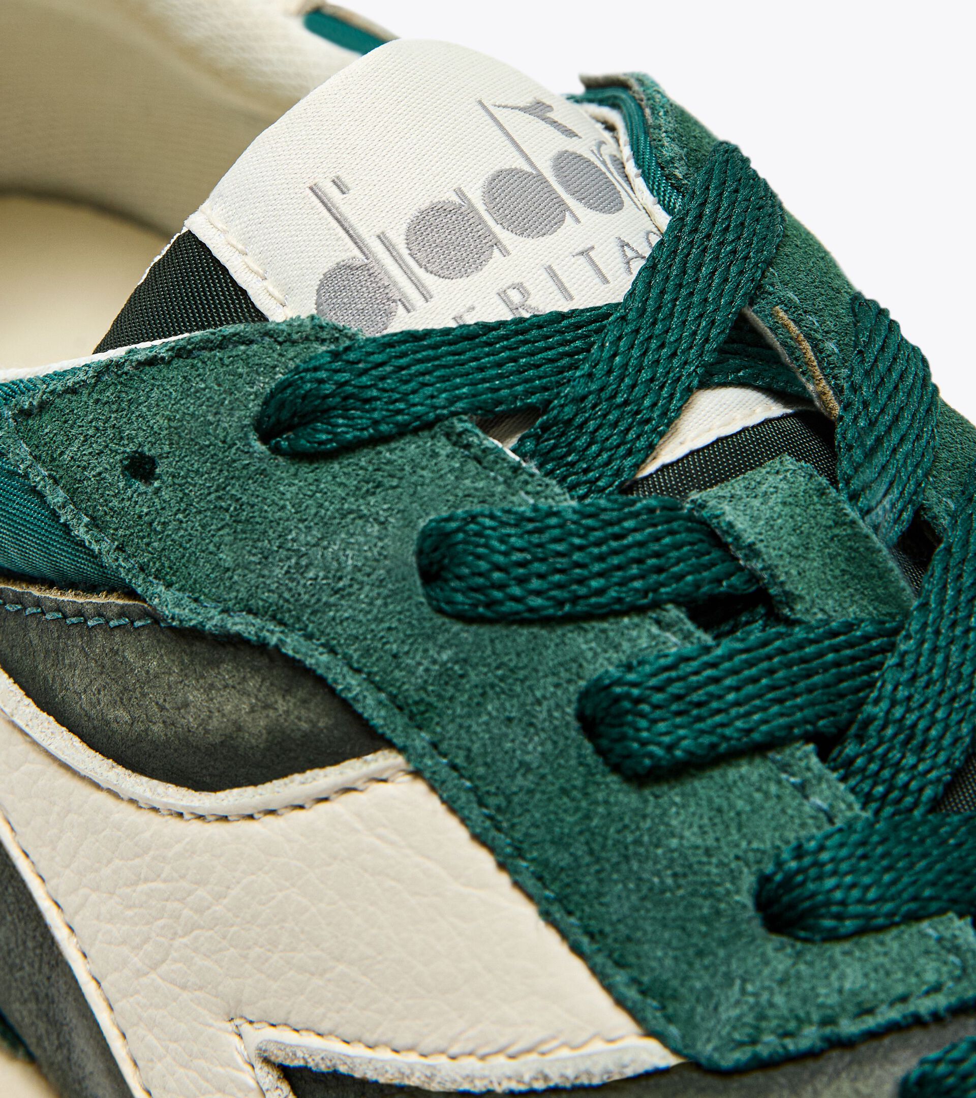 Sneakers Heritage - Genre neutre CONQUEST NUBUCK VERT FLEUR - Diadora