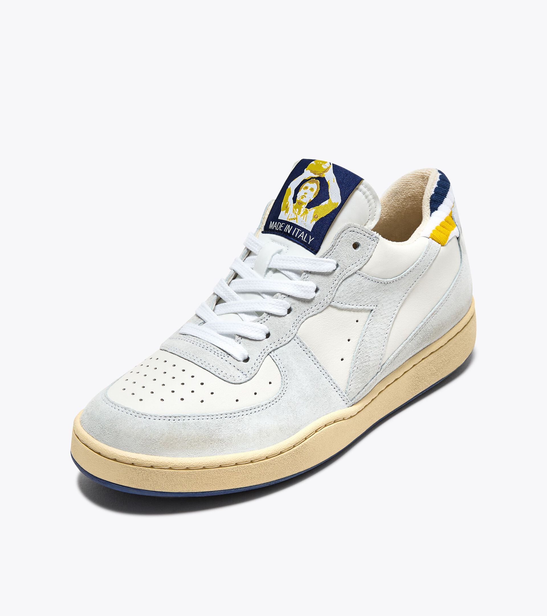 Sneaker Heritage in pelle - Gender Neutral
 MI BASKET LOW FORTY KNIT ITALIA BIANCO - Diadora