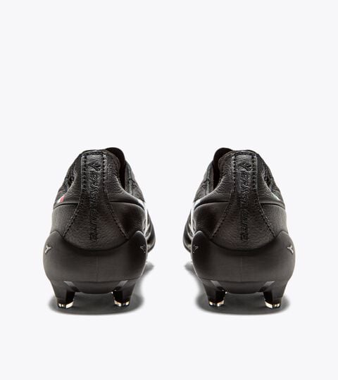 Soccer Shoes and Accessories - Diadora Online Shop