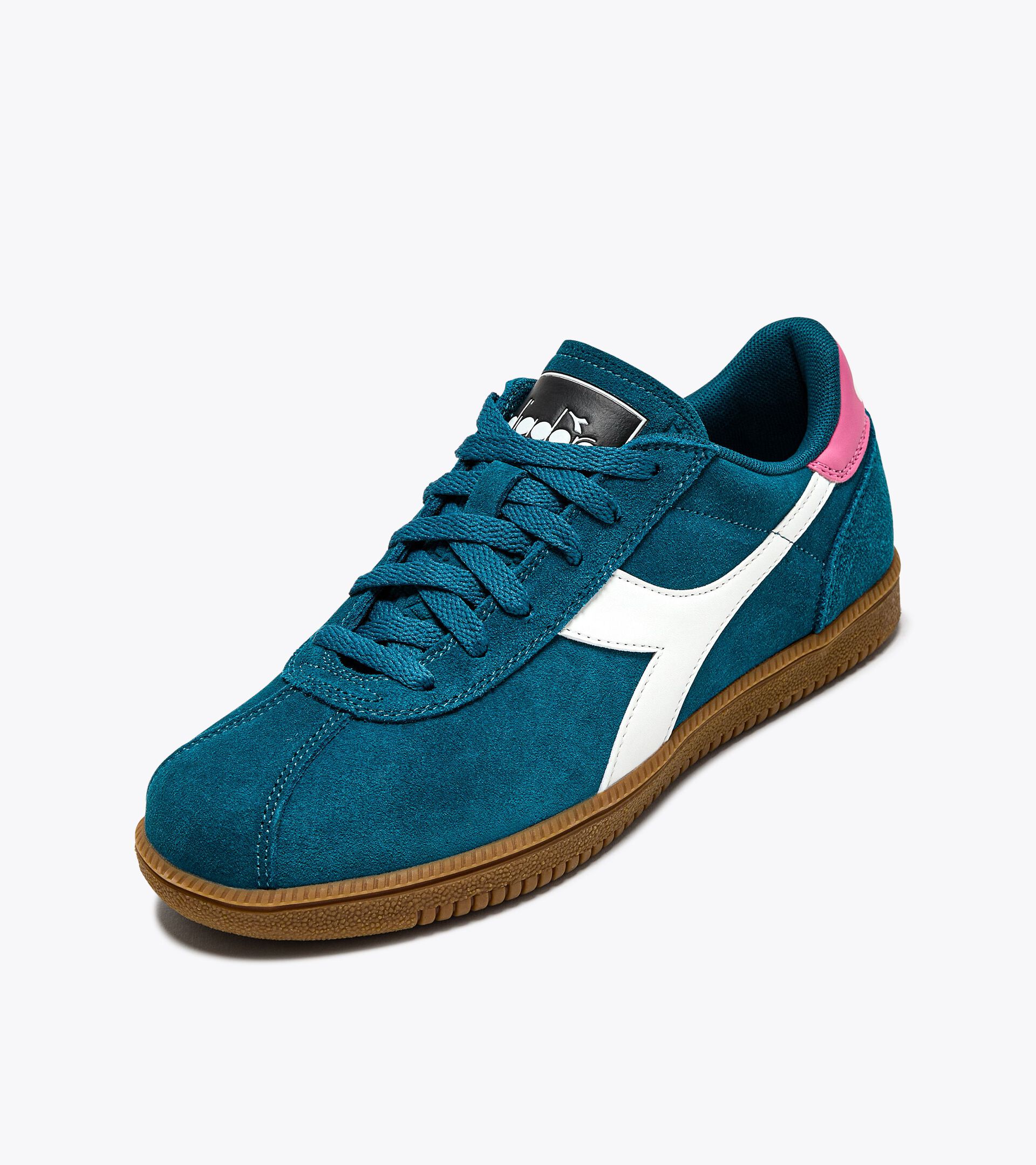 Leather sneakers - Gender Neutral
 TOKYO DEEP LAGOON - Diadora