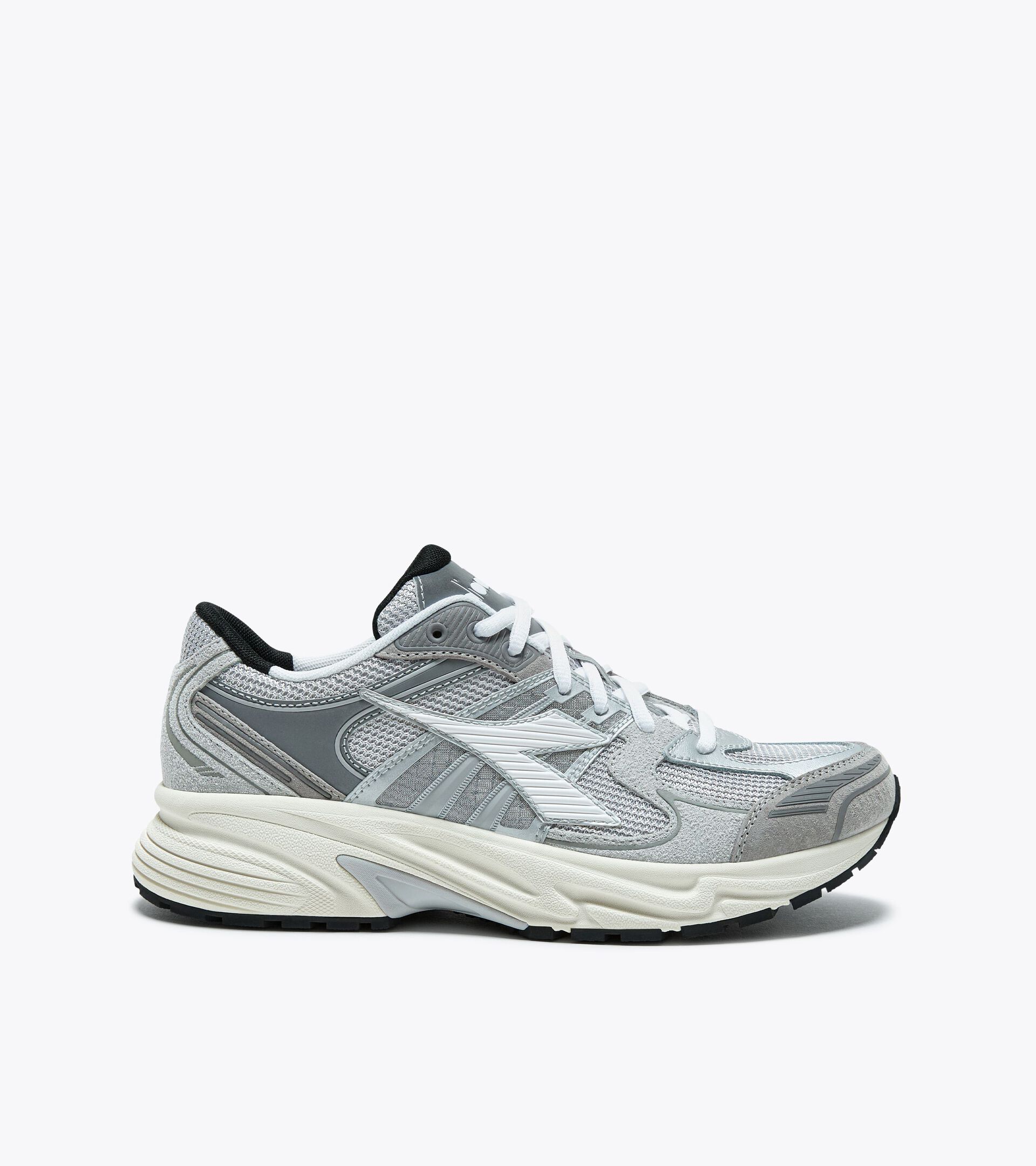 Sports sneakers - Gender Neutral
 MYTHOS STAR GREY ALASKA - Diadora