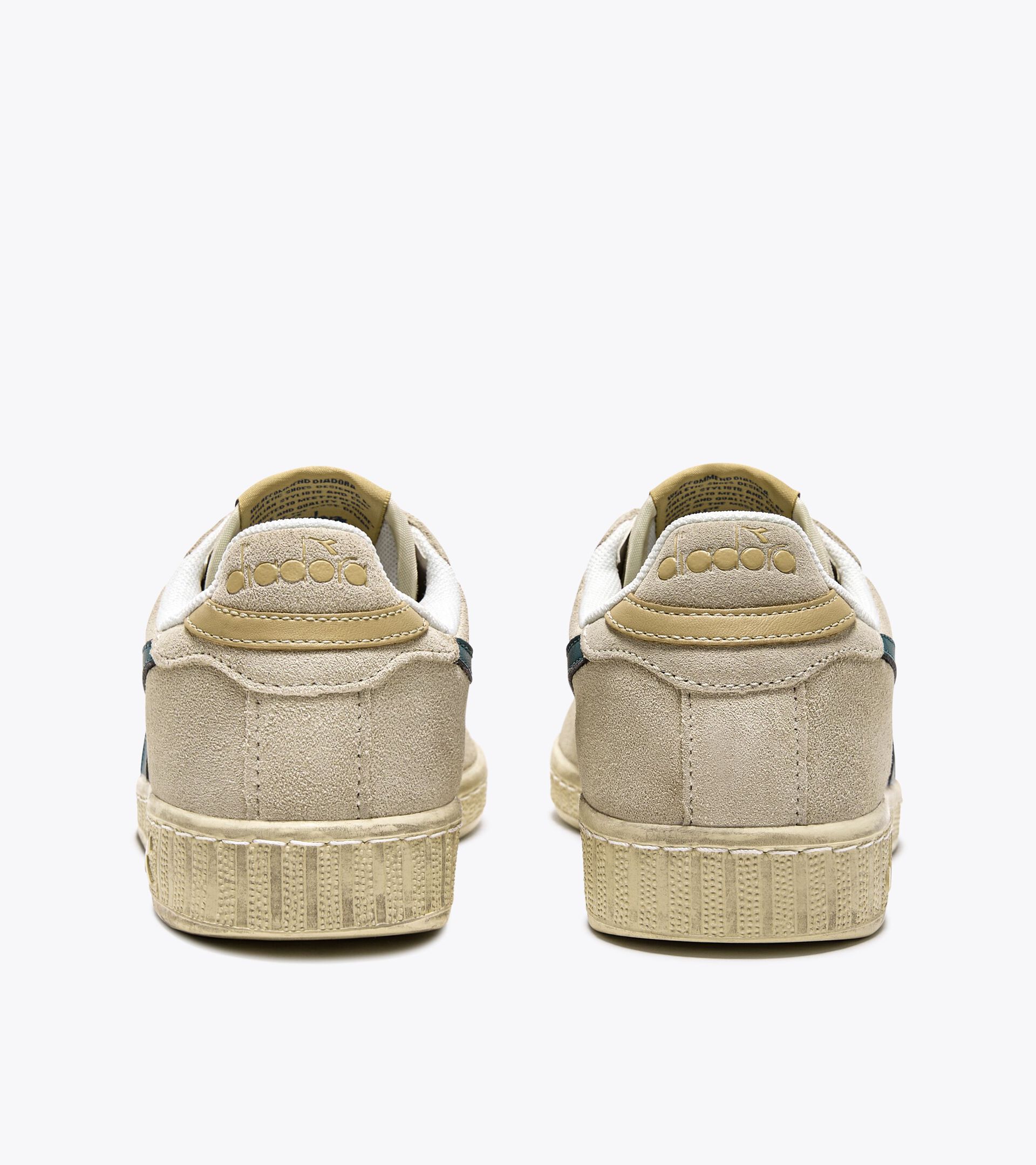 Zapatilla deportiva - Gender neutral GAME L LOW SUEDE WAXED NUBA CREMA - Diadora