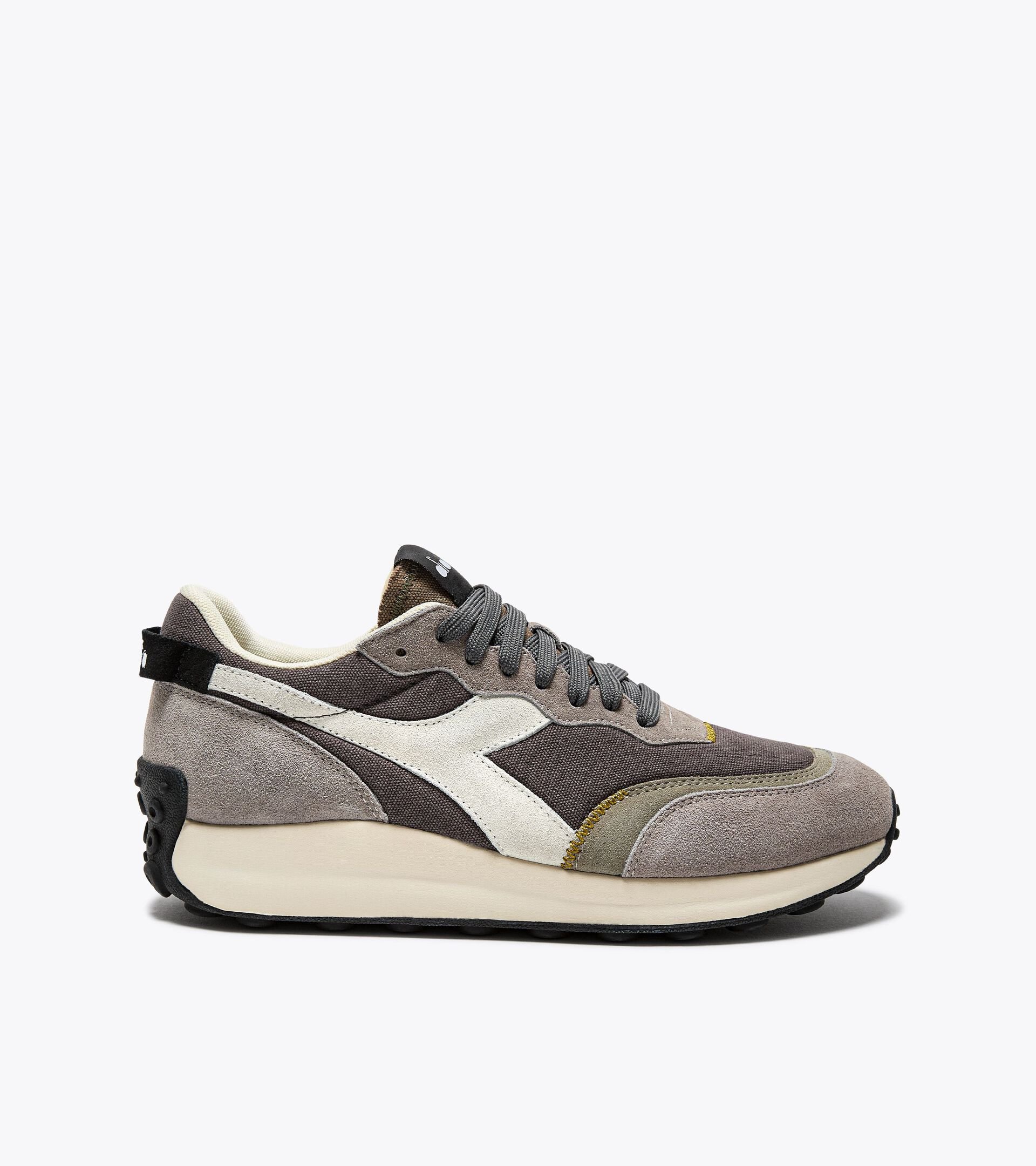 Sportschuh - Gender neutral RACE SUEDE SW NEUTRAL GRY/CASTLEROCK/DRIED - Diadora