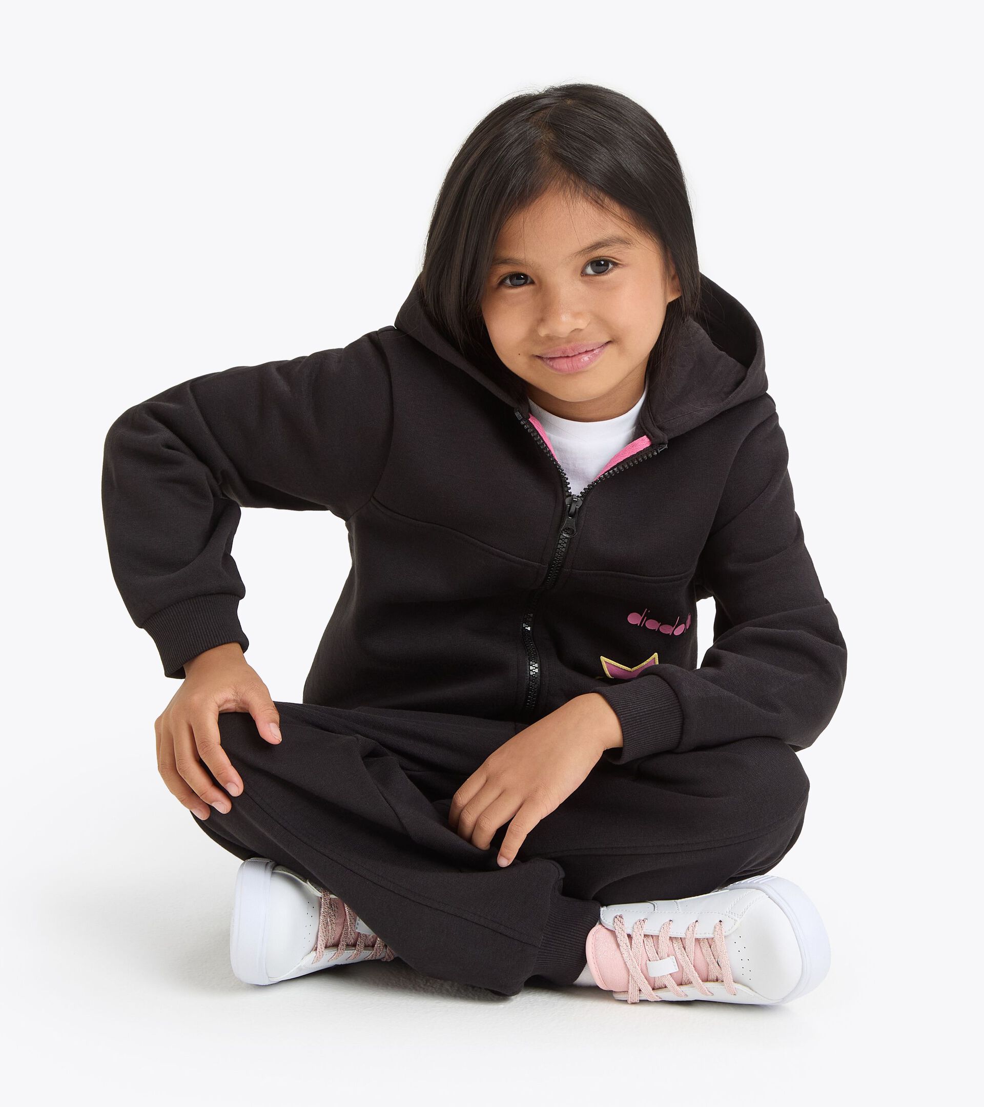 Coordinated tracksuit - Girls 
 JG. TRACKSUIT HD FZ LOGO BLACK - Diadora