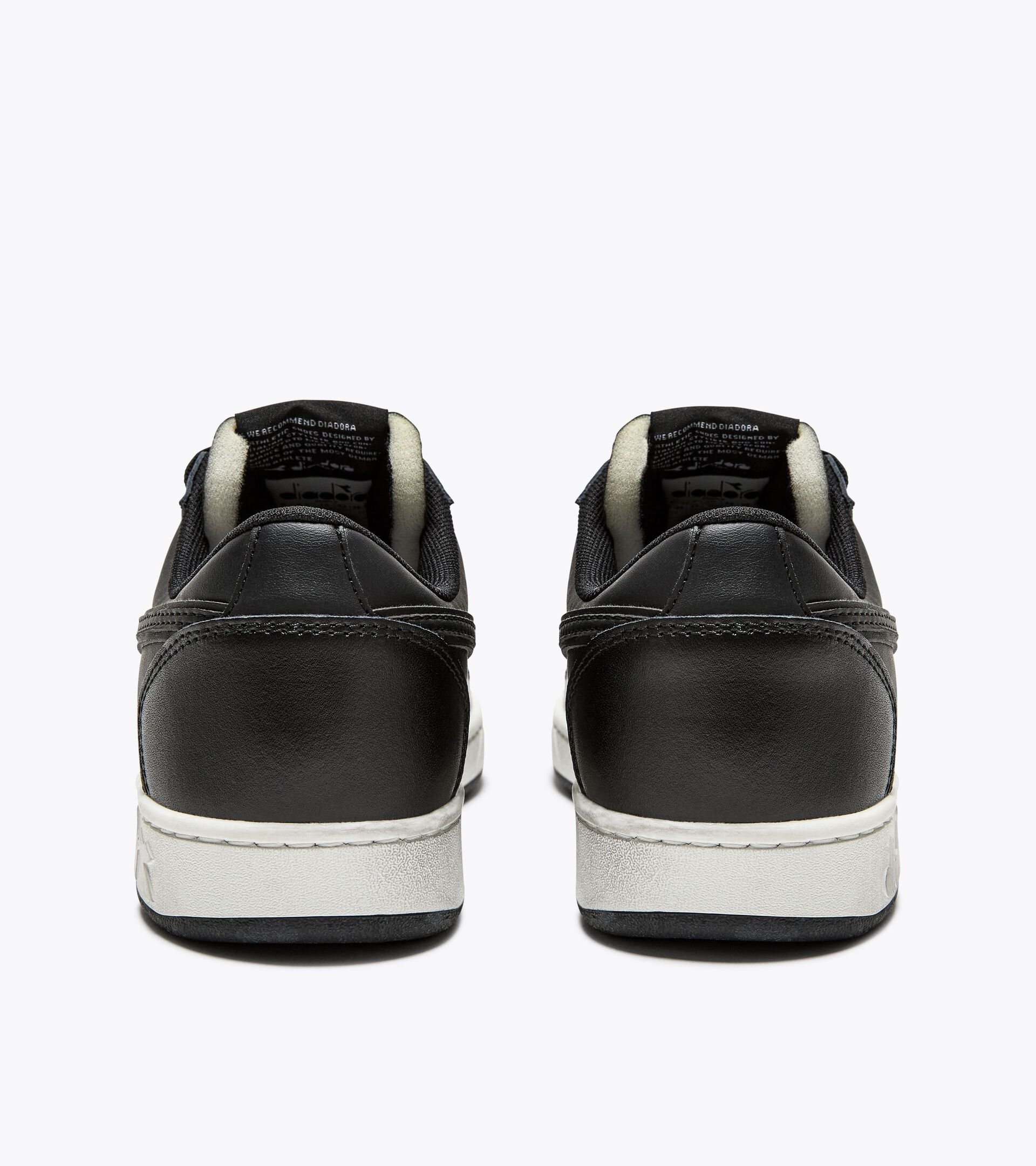 Zapatilla deportiva - Gender neutral MAGIC BASKET LOW ICONA NEGRO/NEGRO - Diadora