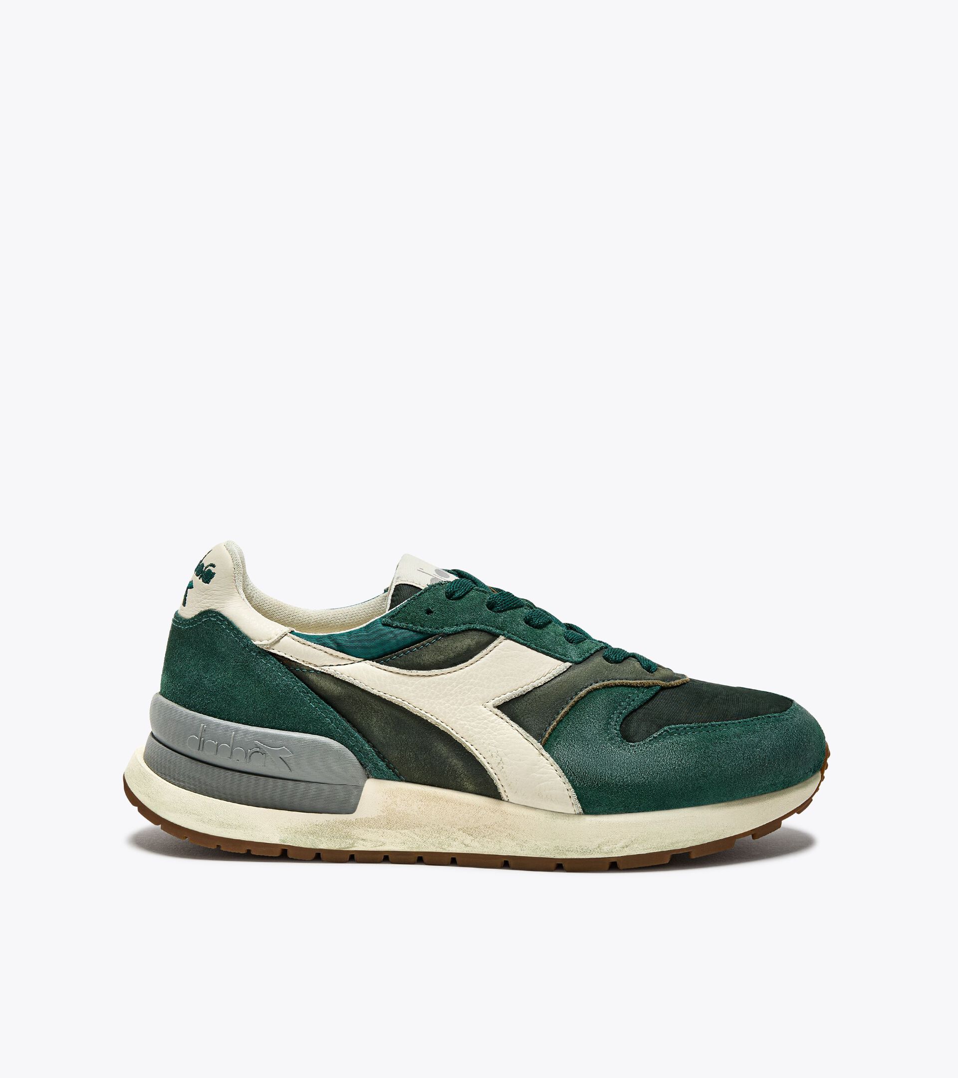 Sneaker Heritage - Gender Neutral
 CONQUEST NUBUCK VERDE BOUQUET (70145) - Diadora