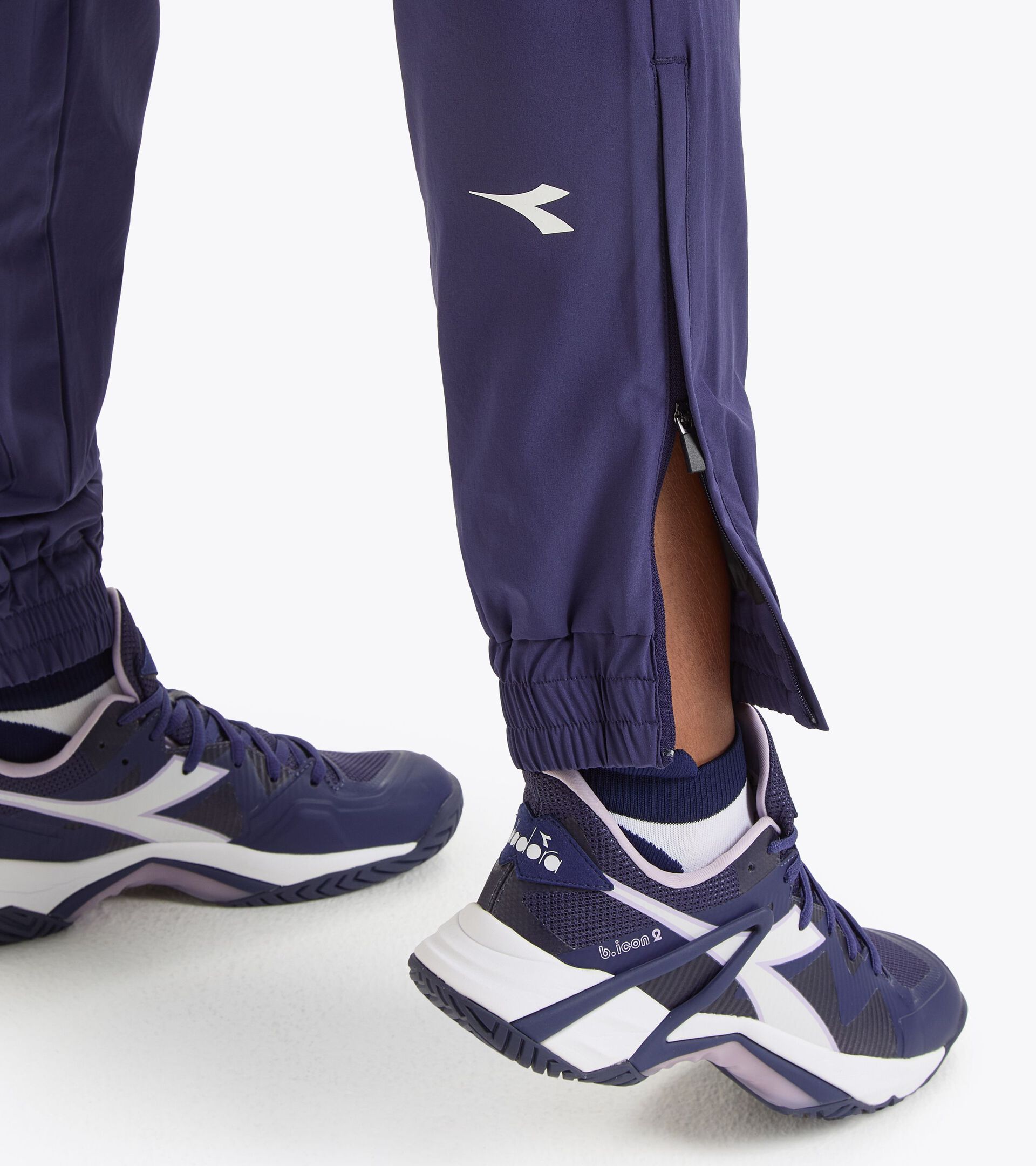 Tennis sweatpants - Women’s
 L. PANTS ICON BLUE NEW YORK - Diadora