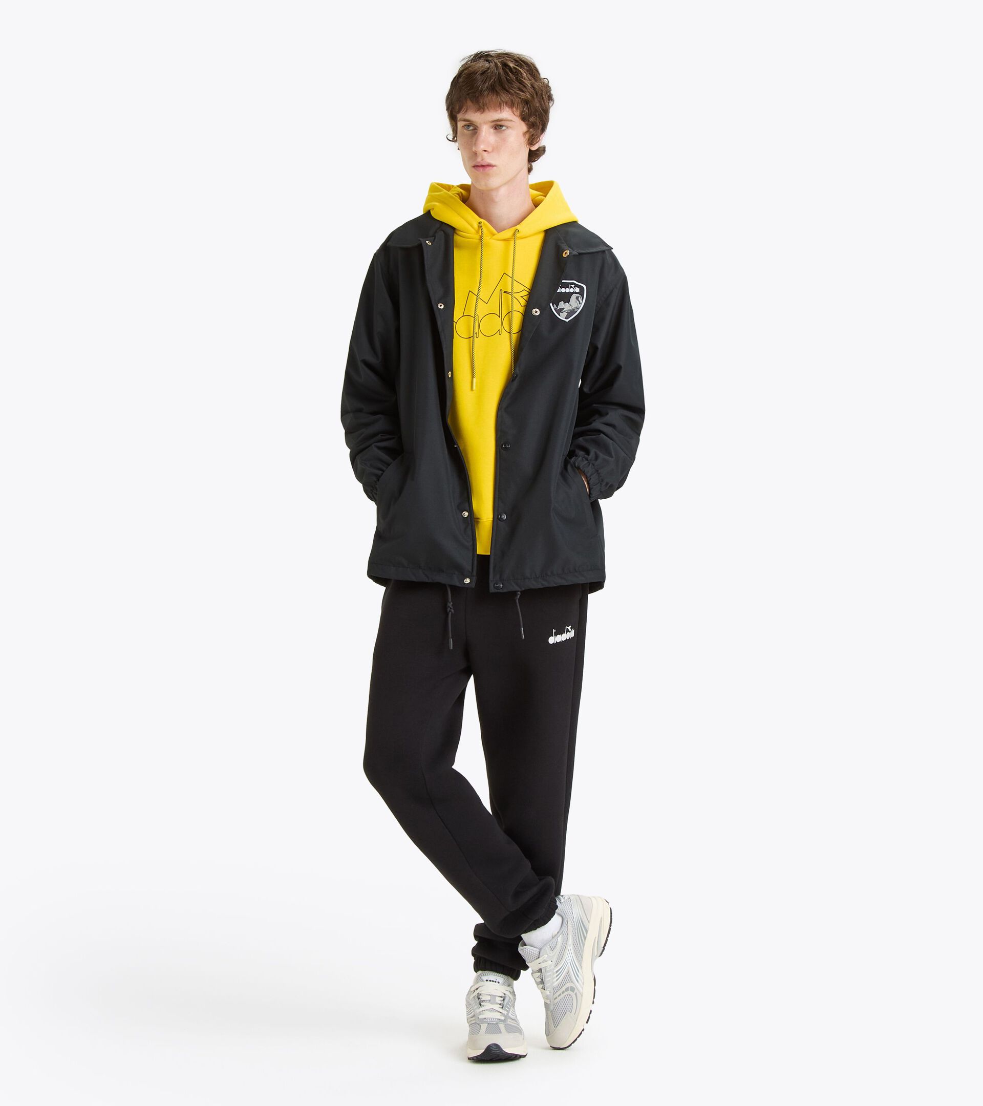 Winddichte Jacke - Genderneutral JACKET COACH ROUTE SCHWARZ - Diadora