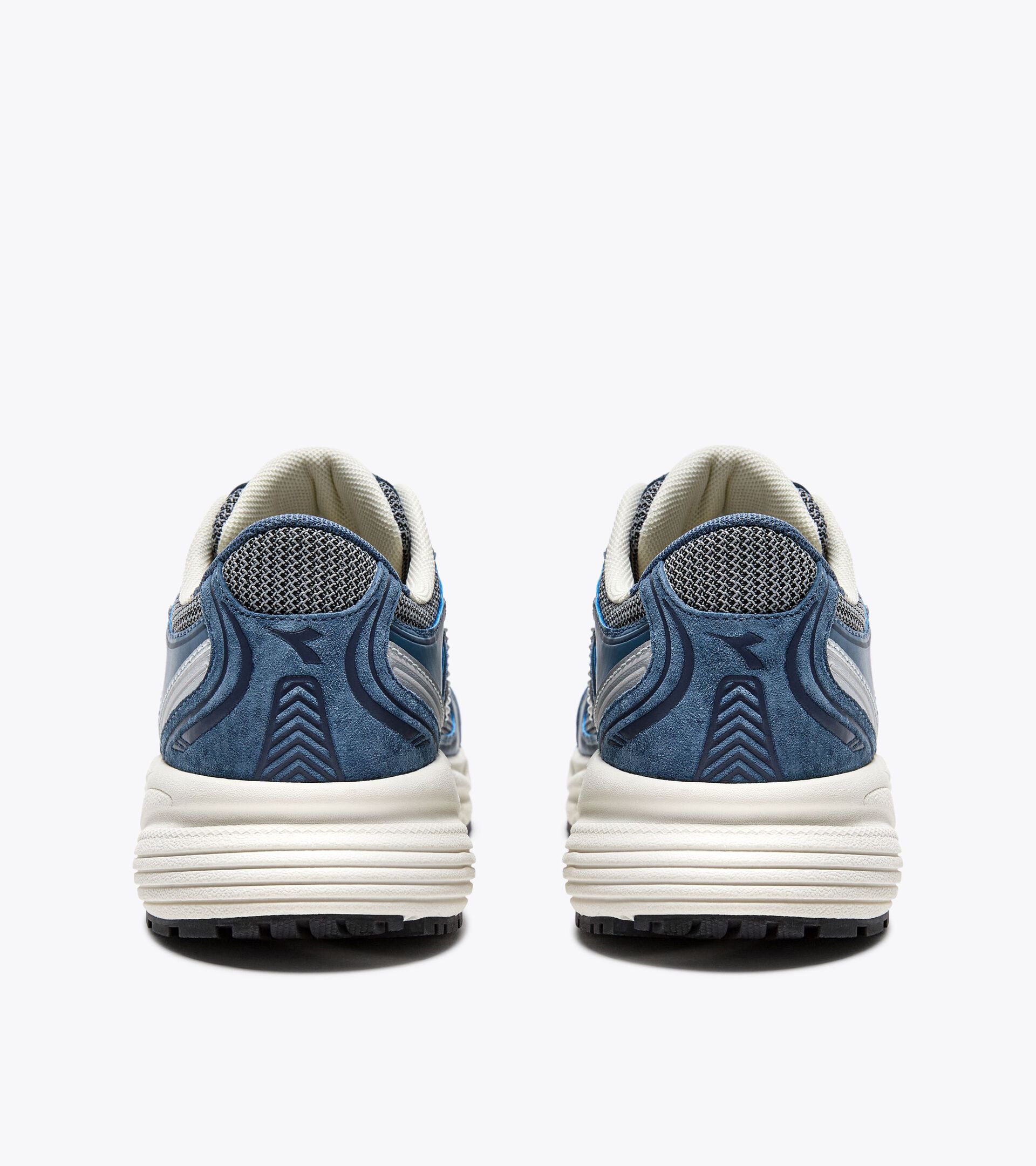 Sports sneakers - Pigskin leather - Gender Neutral MYTHOS STAR PIGSKIN BLUE DARK DENIM - Diadora