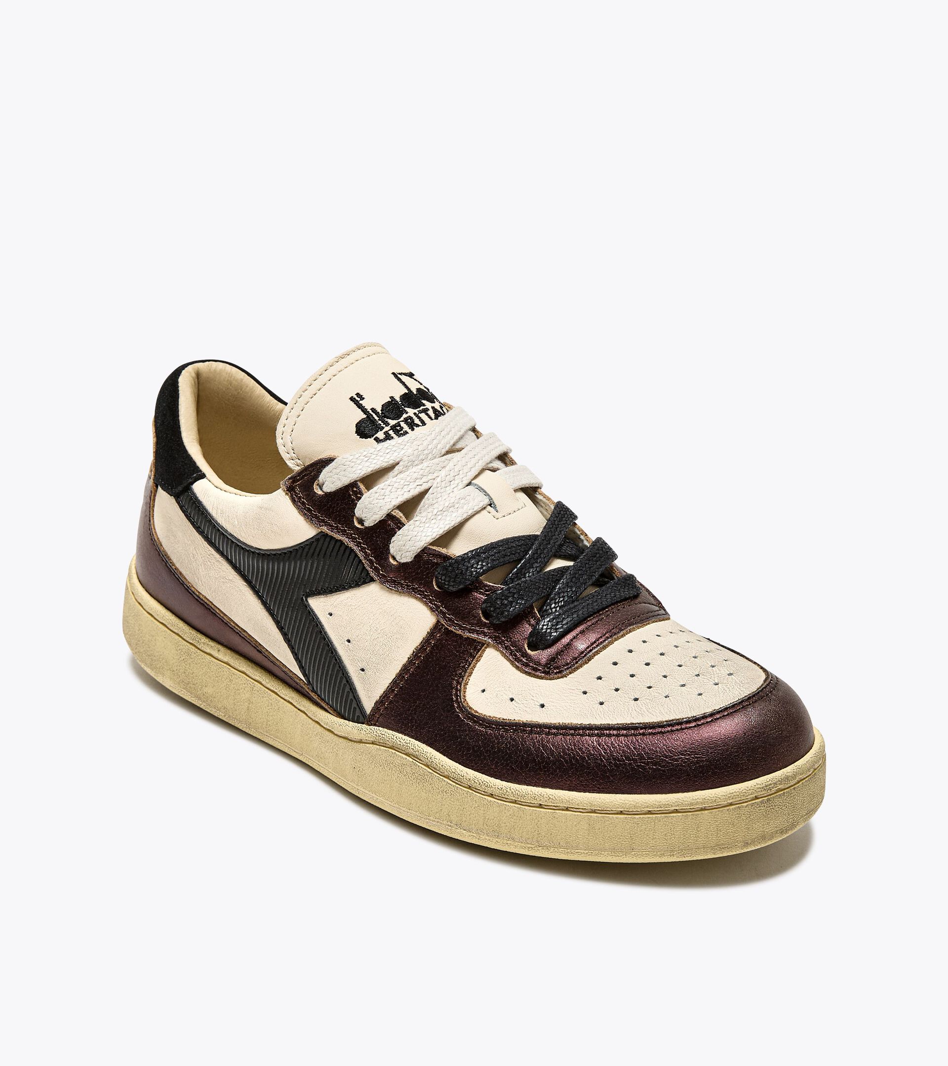 Heritage-Schuh - Gender neutral MI BASKET LOW METALLIC DIRTY SCHAUMGEKRONTE GRAU - Diadora