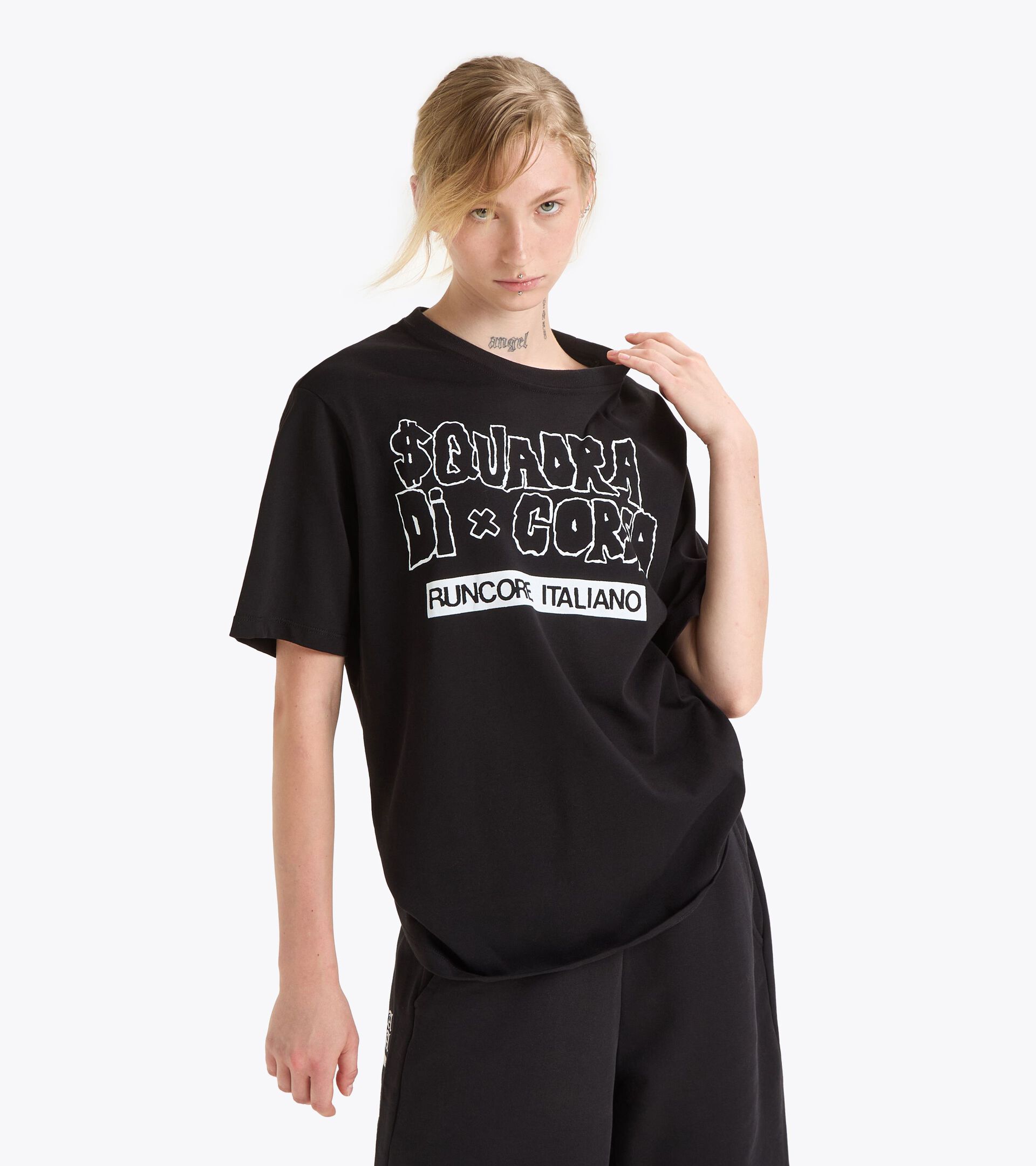 Squadra di Corsa t-shirt - Recycled cotton - Gender Neutral T-SHIRT SS SQUADRA DI CORSA BLACK/SUPERWHITE - Diadora