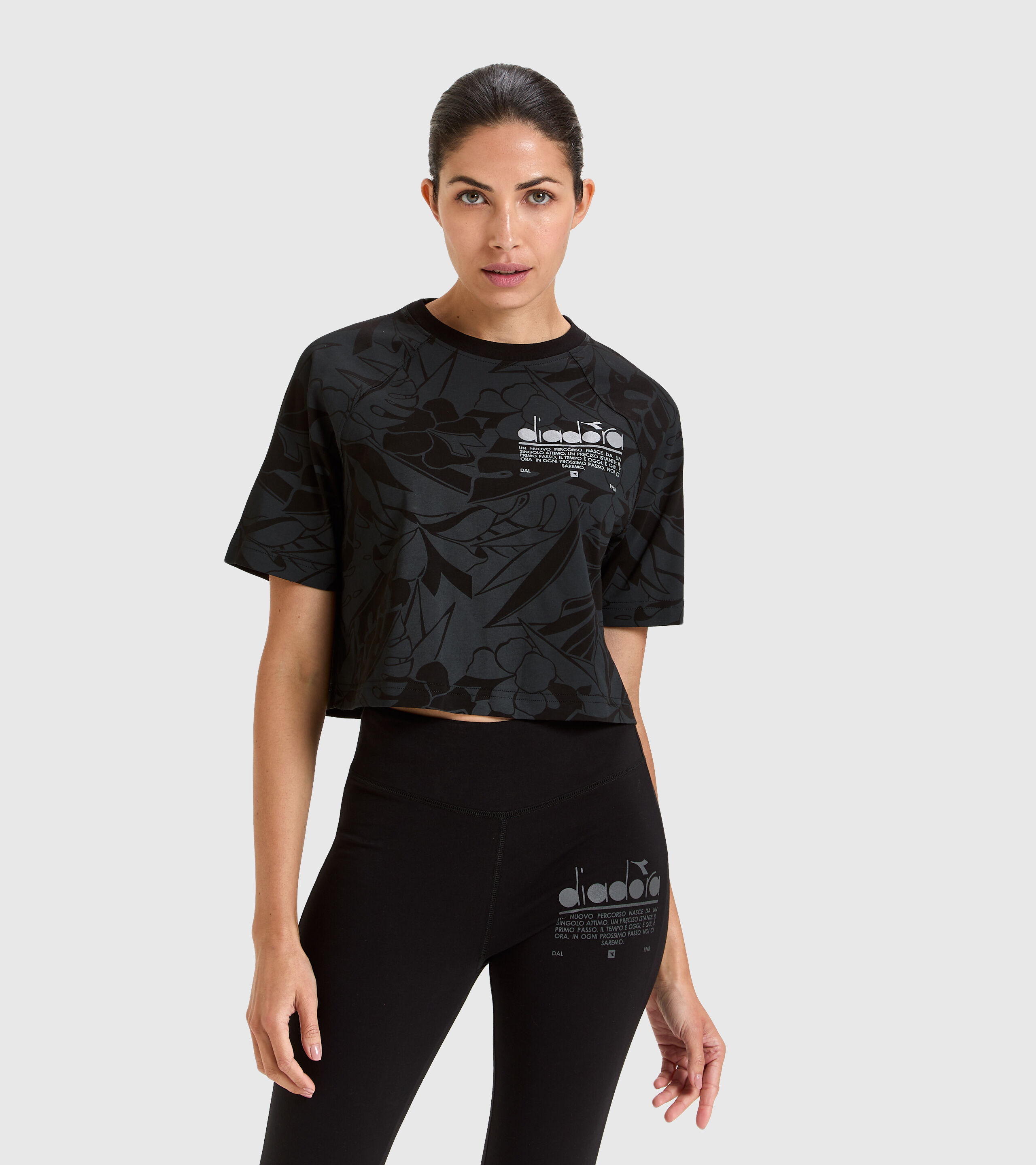 L. T-SHIRT SS CROP MANIFESTO Cotton T-shirt - Women - Diadora