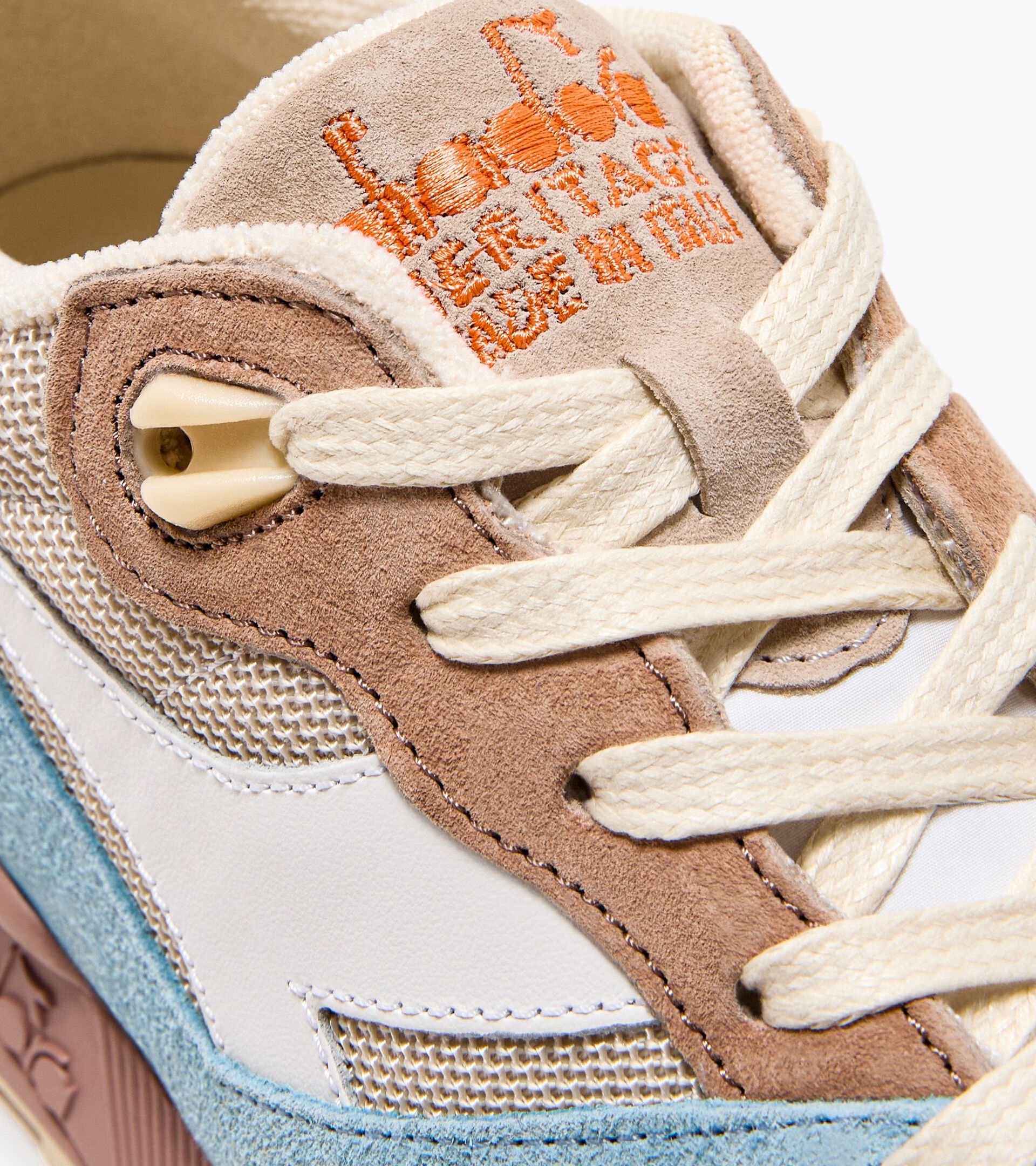 Sneaker Heritage - Made in Italy - Gender Neutral N9000 TOURNEY ITALIA AVIO - Diadora