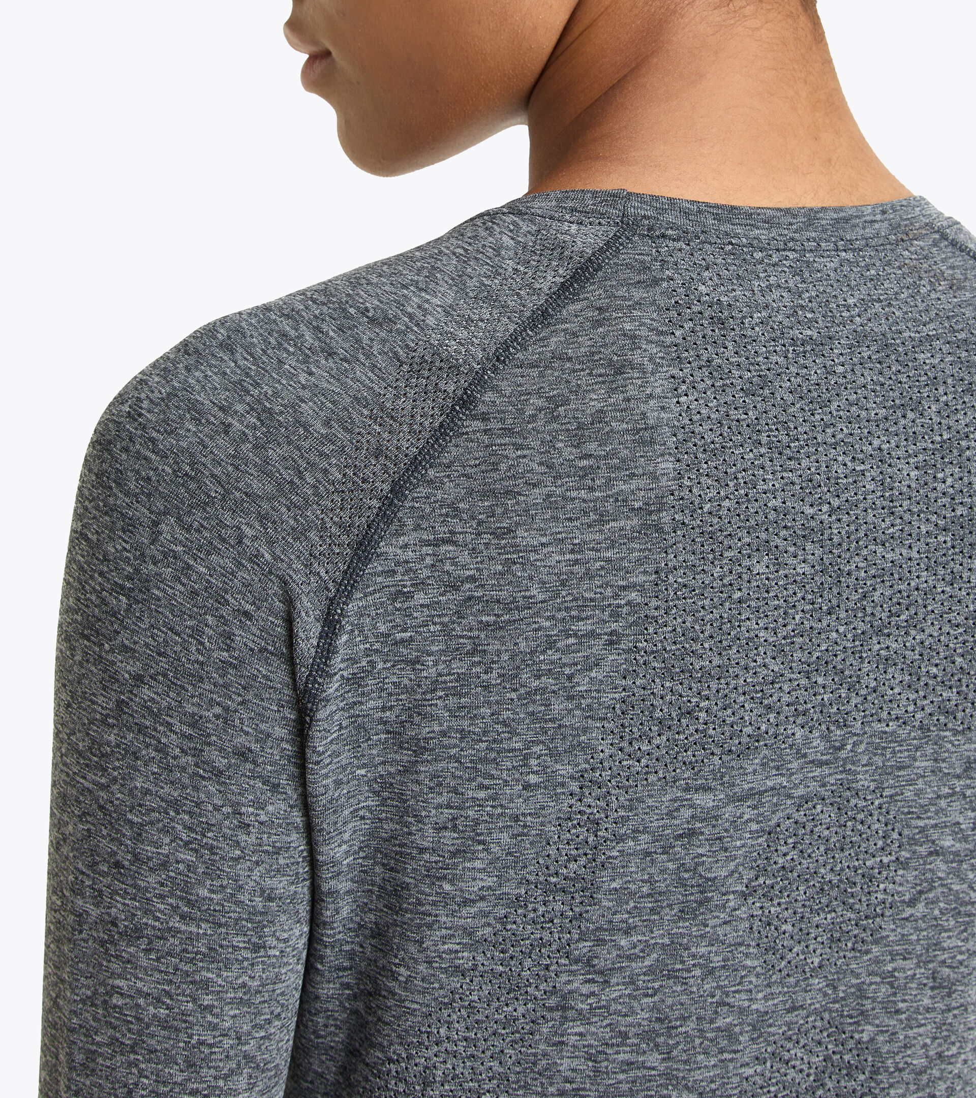 L. LS T-SHIRT SKIN FRIENDLY Long-sleeved thermal shirt - Women - Diadora  Online Store DK