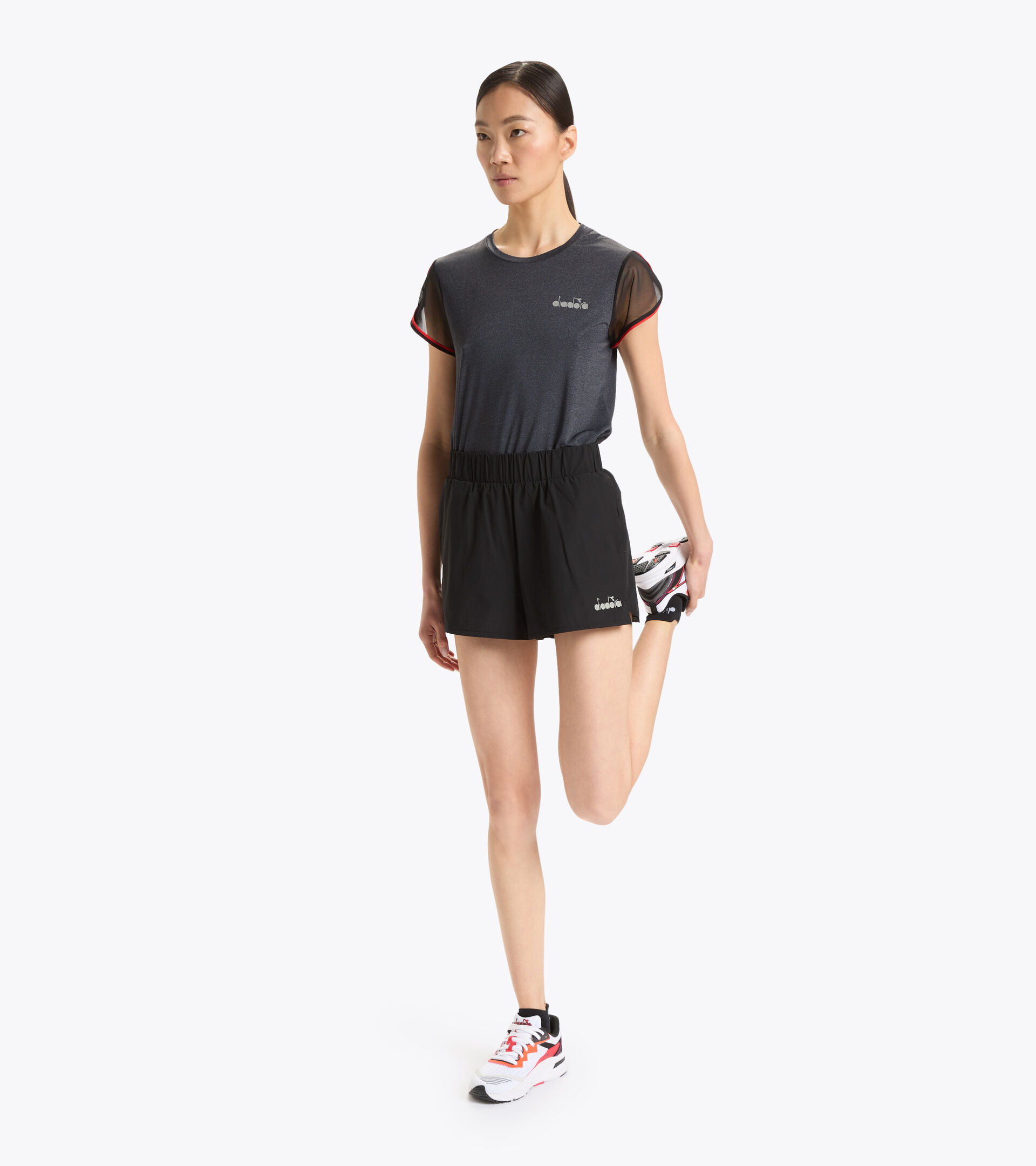 L. SHORT 9CM BE ONE W Pantalones cortos para correr - Mujer - Tienda en  línea Diadora PE