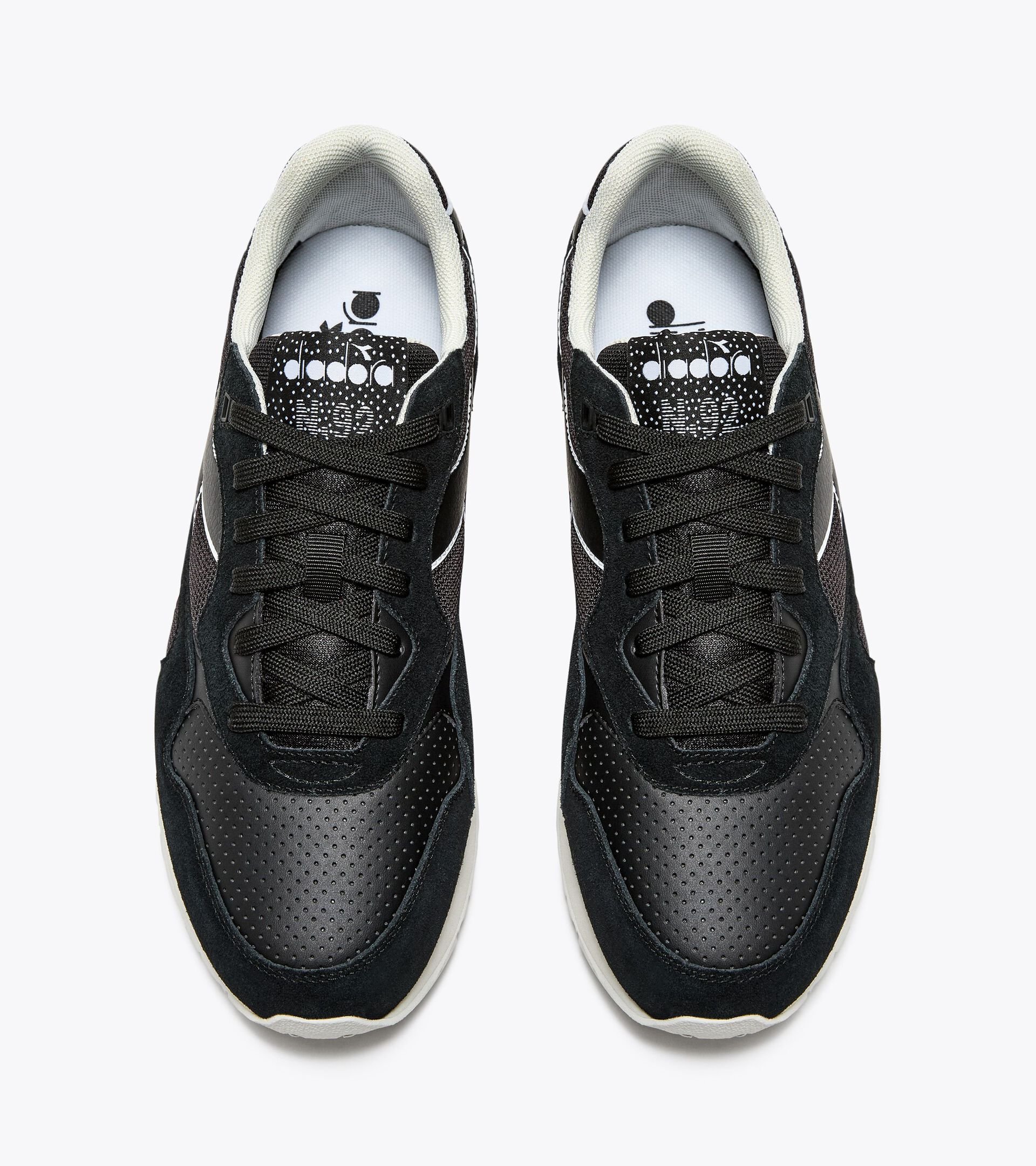 Sporty sneakers - Gender neutral N.92 ADVANCE BLACK/BLACK - Diadora