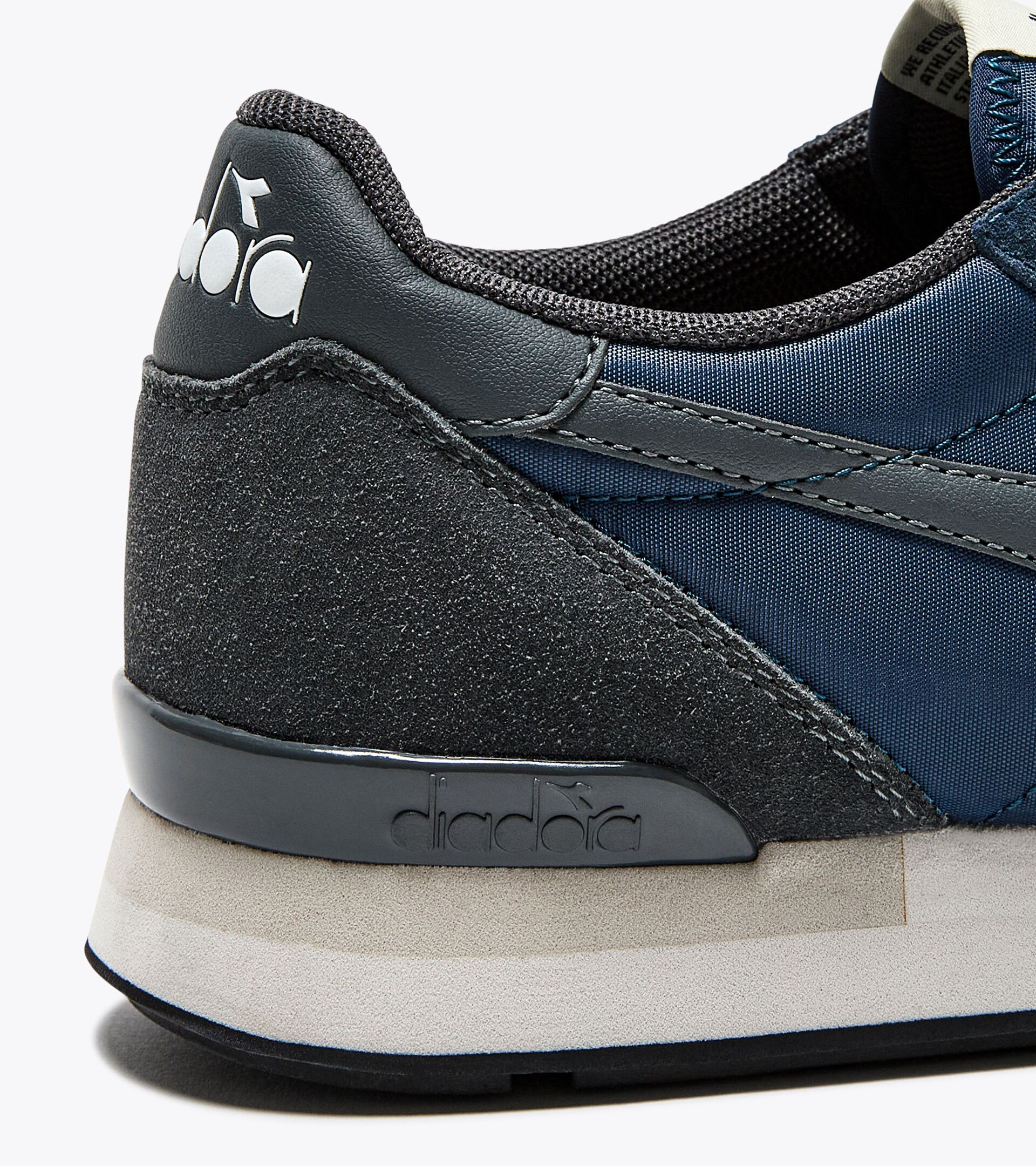 Chaussures de sportswear - Gender neutral CAMARO DARK DENIM/DARK SHADOW - Diadora