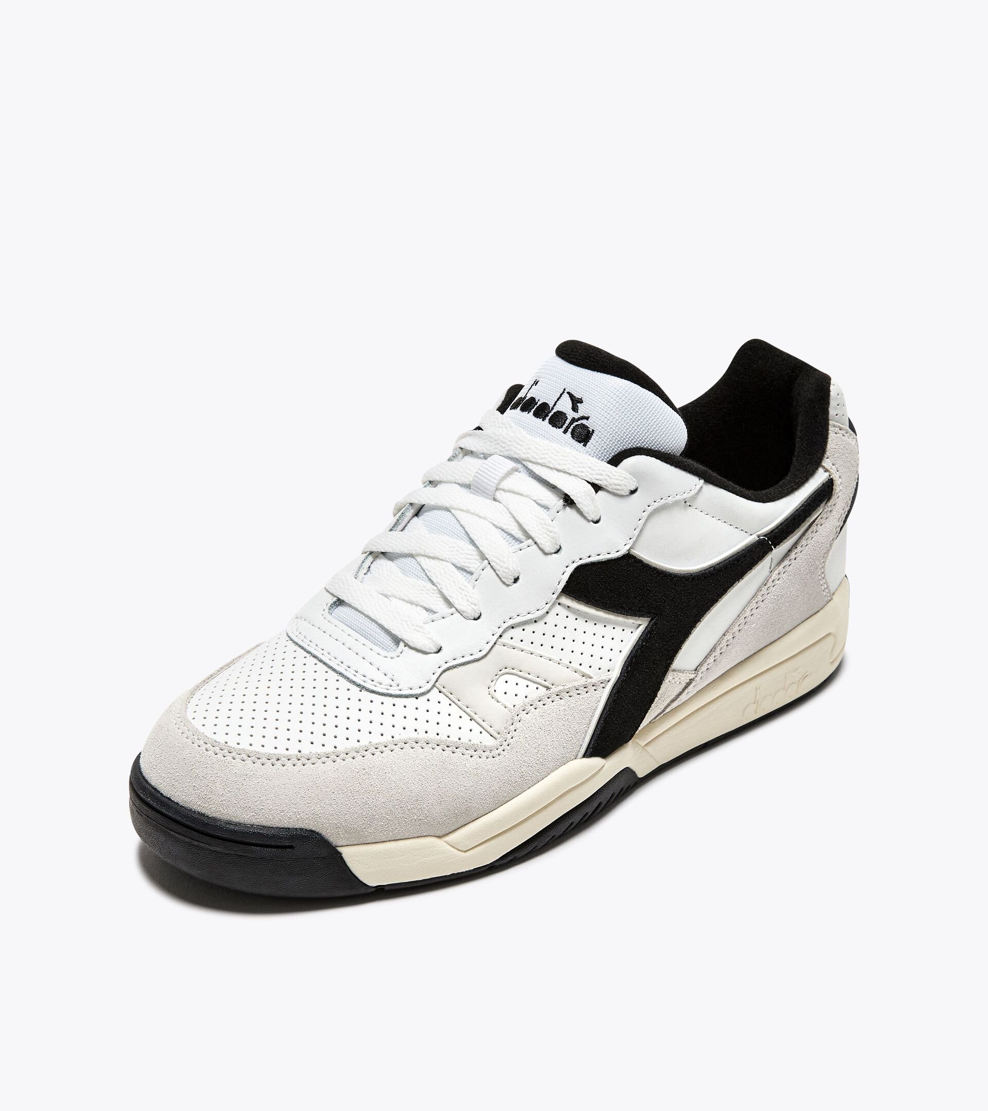 Sporty sneakers - Gender neutral WINNER SL WHITE/WHITE/BLACK - Diadora