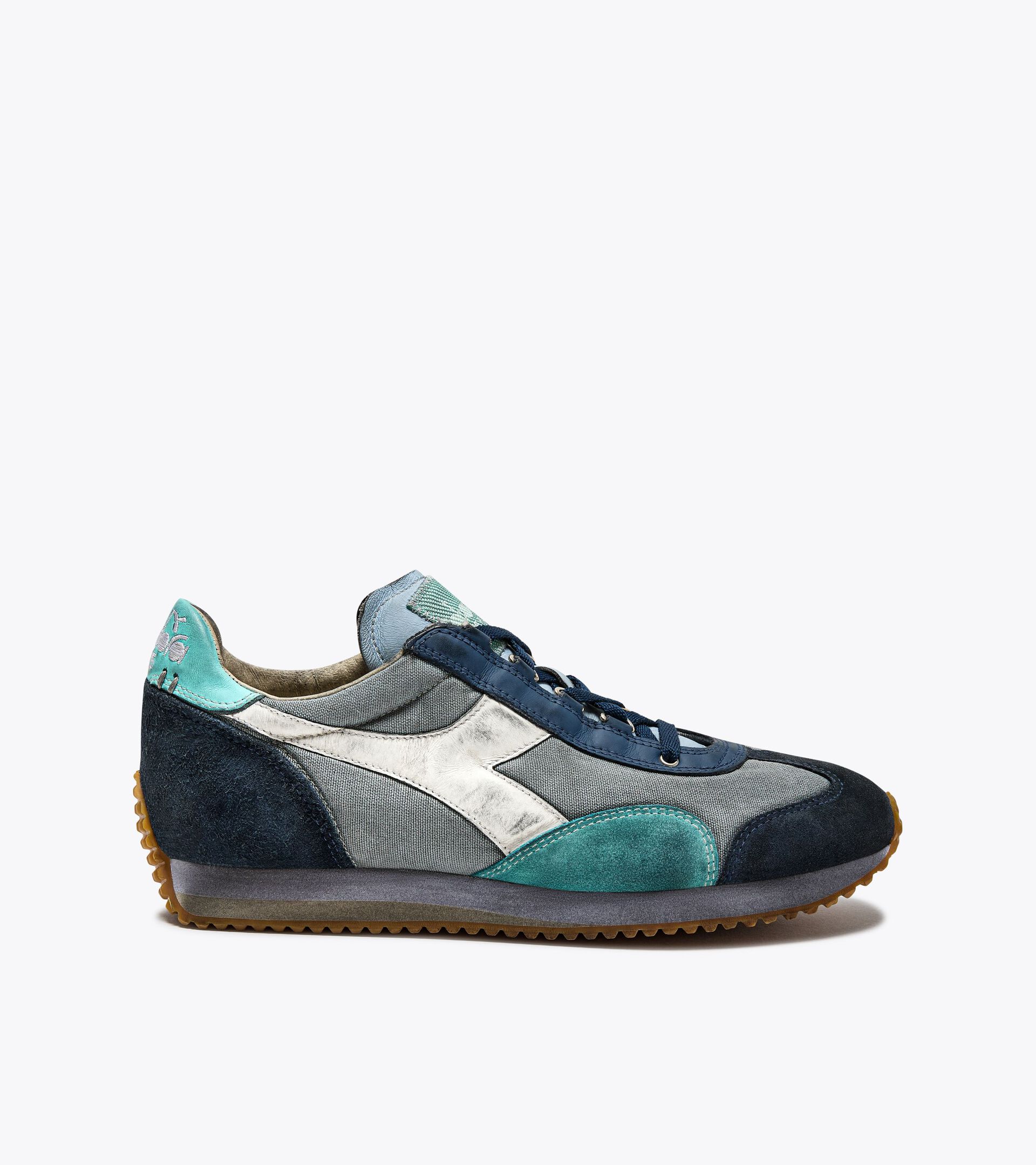 Sneaker Heritage in pelle - Gender Neutral EQUIPE DIRTY SW EVO AZZURRO CIELO CHIARO - Diadora