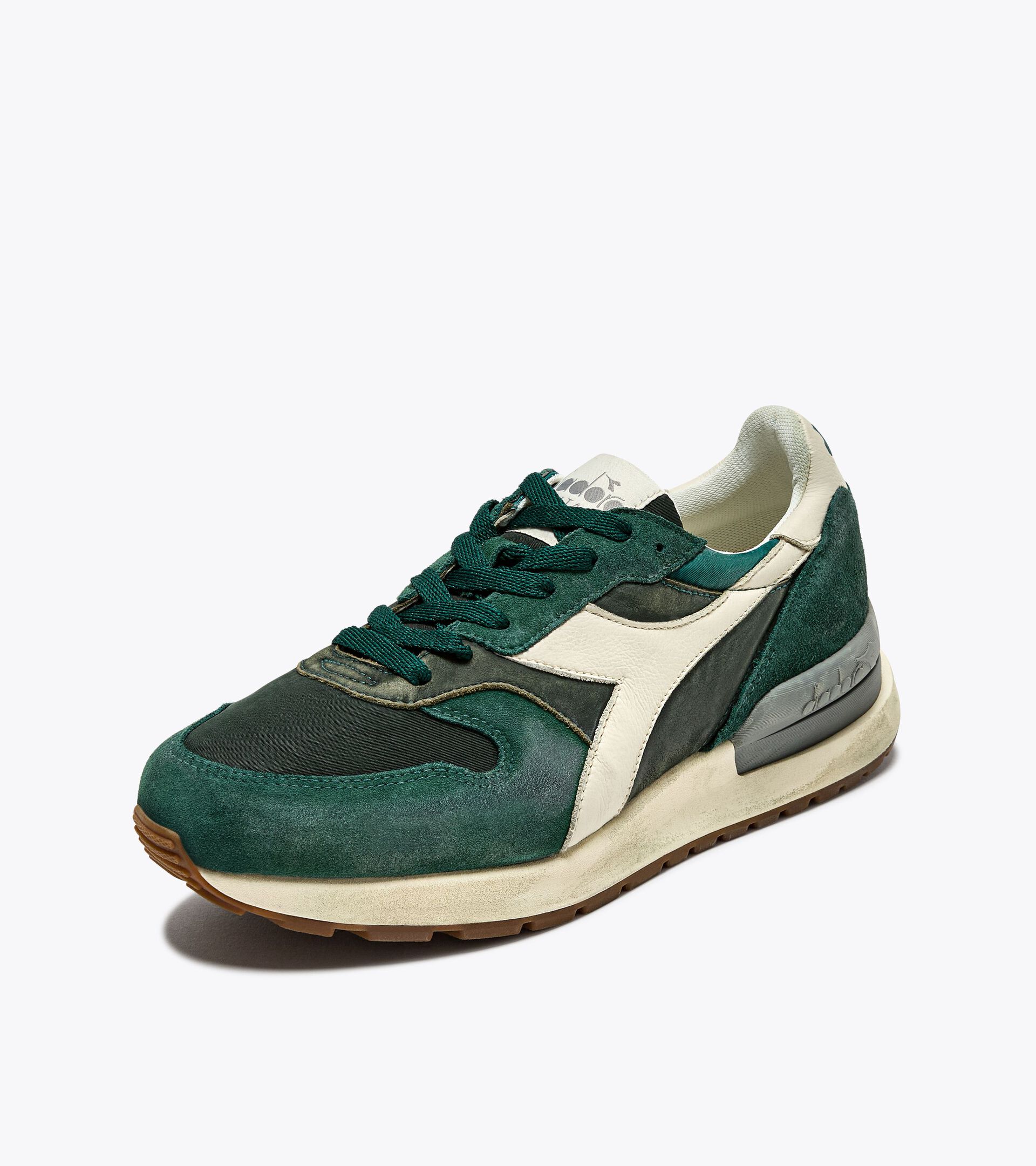 Sneaker Heritage - Gender Neutral
 CONQUEST NUBUCK VERDE BOUQUET (70145) - Diadora