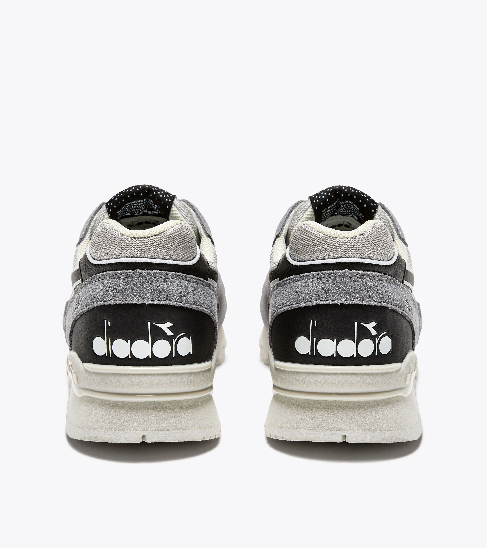 Sporty sneakers - Gender neutral N.92 ADVANCE SKYROCKET - Diadora