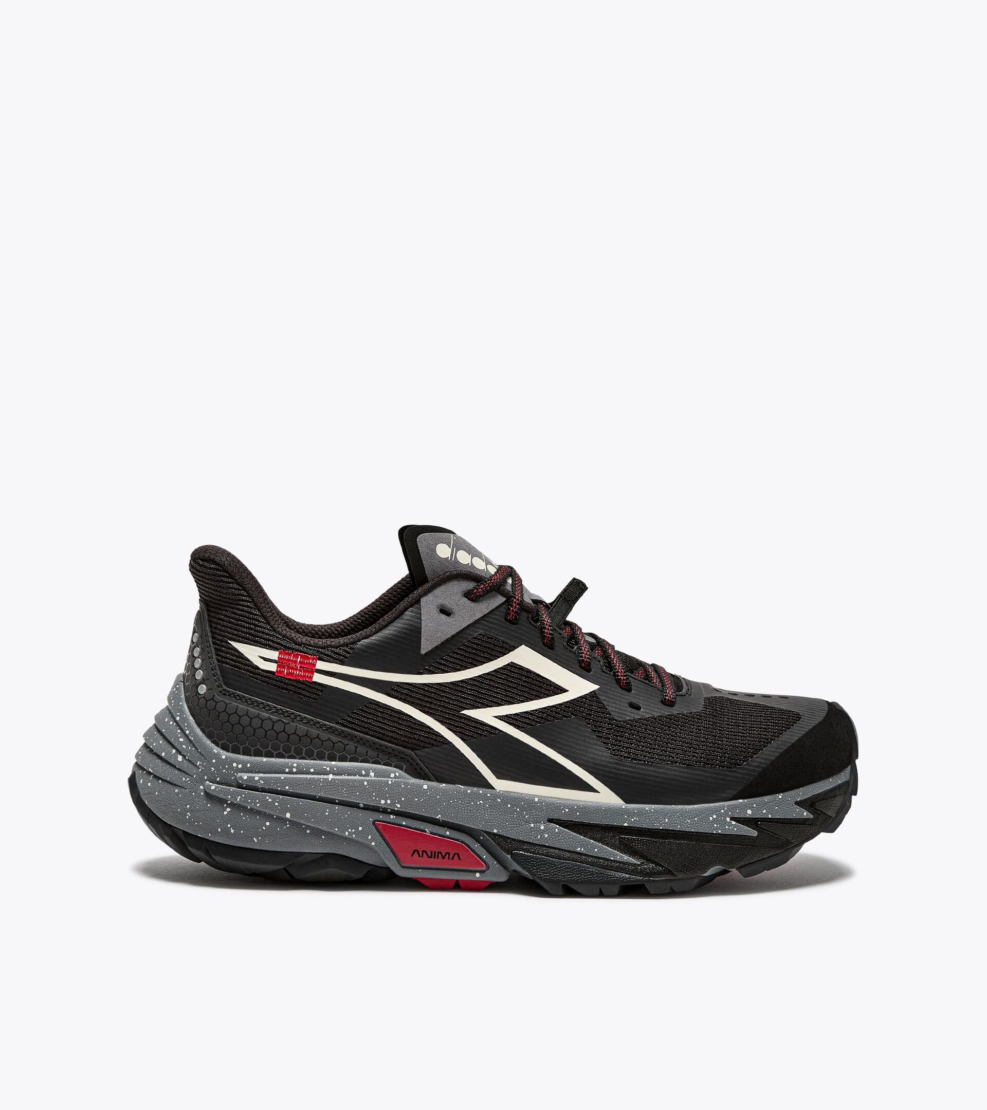 Zapatilla de trail running - Unisex SESTRIERE-XT 2 NEGRO/GRIS ACERO - Diadora