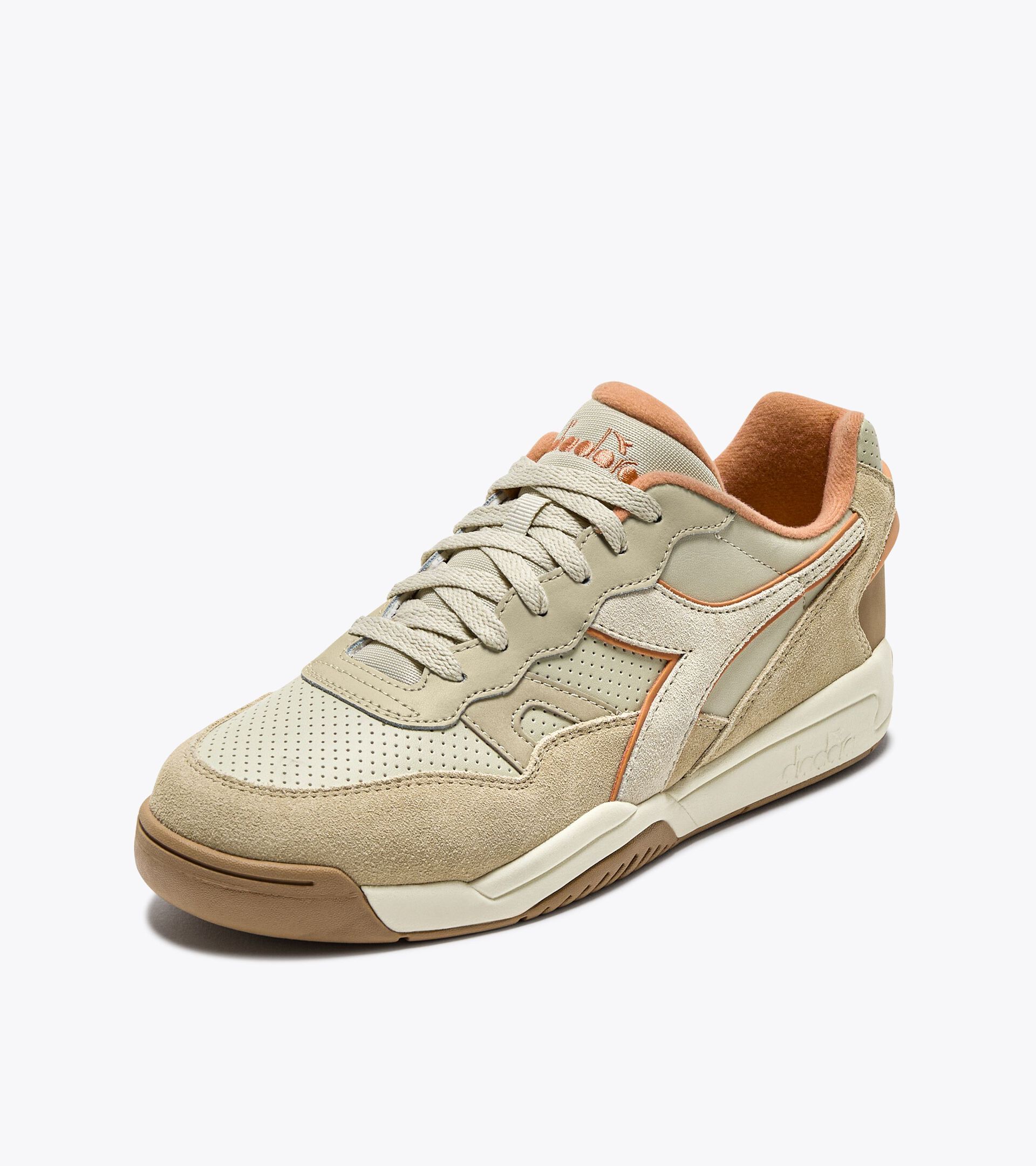 Sporty sneakers - Gender neutral WINNER SL LIGHT BEIGE - Diadora