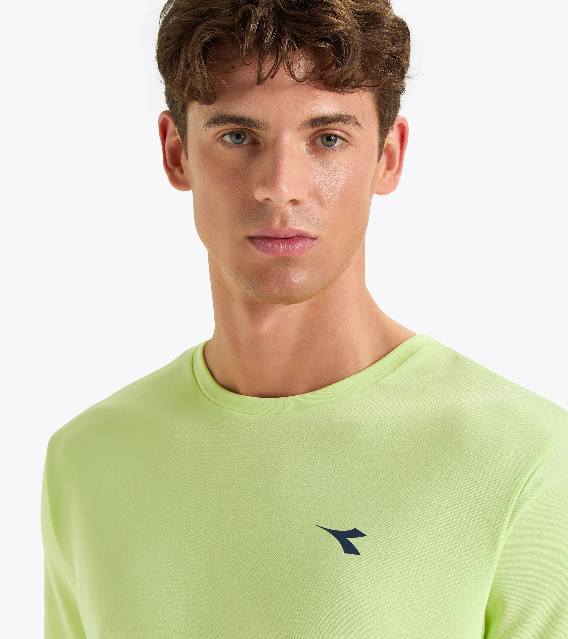 T-shirt de tennis - Homme
 SS T-SHIRT TENNIS CITRON VERT OMBRE - Diadora