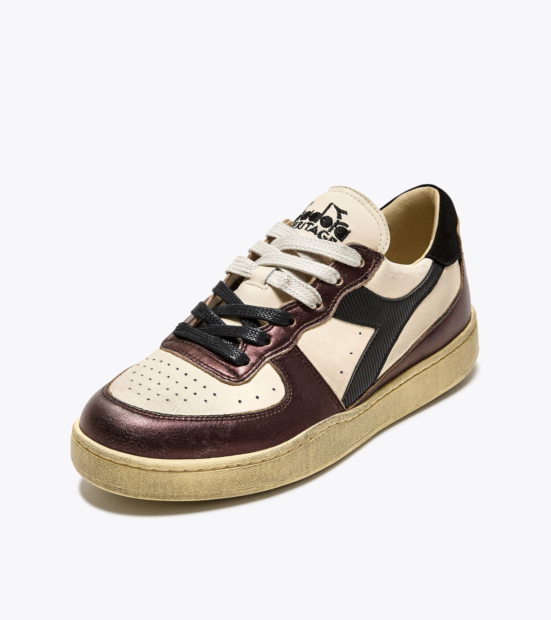 Heritage-Schuh - Gender neutral MI BASKET LOW METALLIC DIRTY SCHAUMGEKRONTE GRAU - Diadora