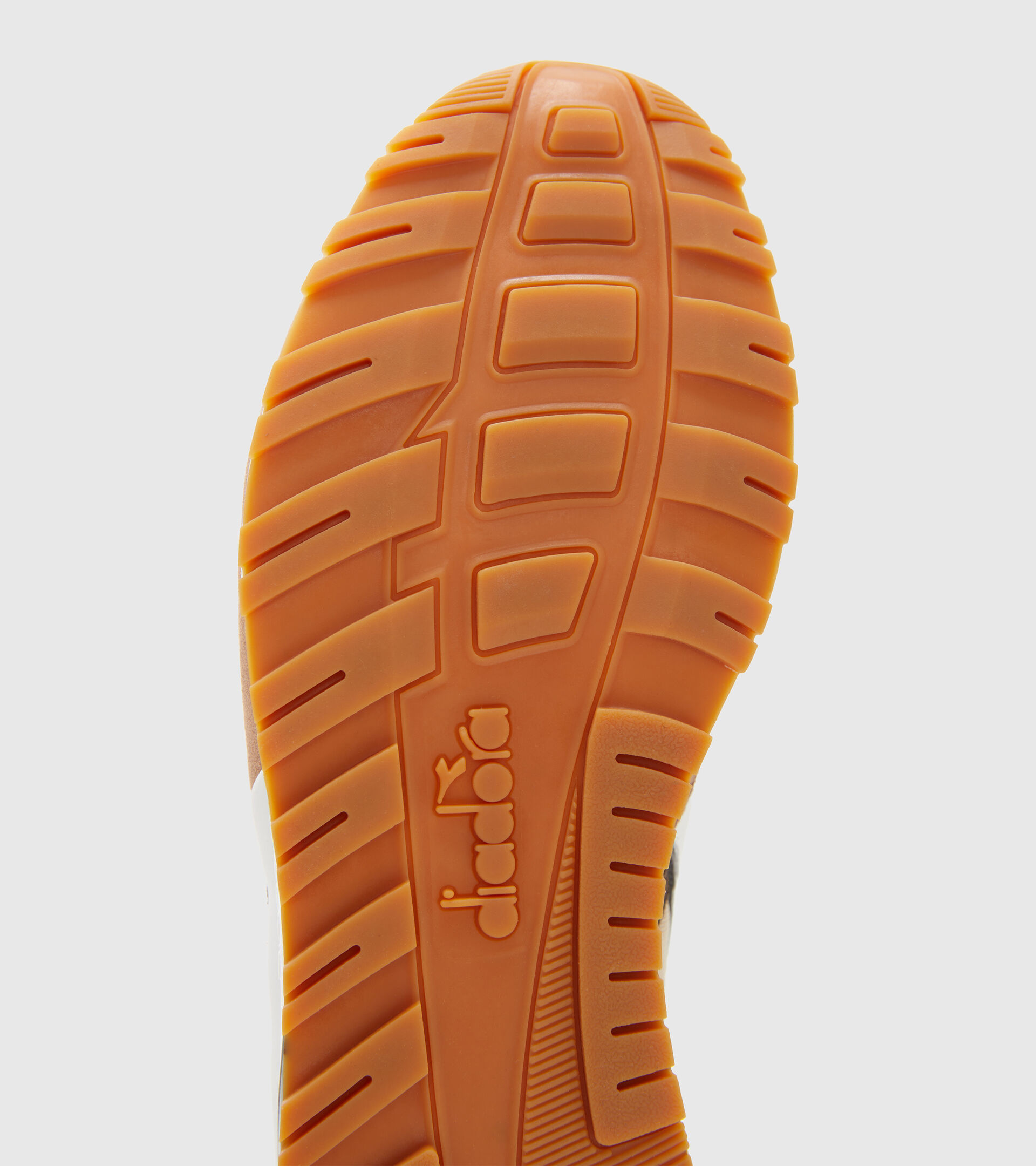 N902 Sporty sneakers - Gender neutral - Diadora Online Store US