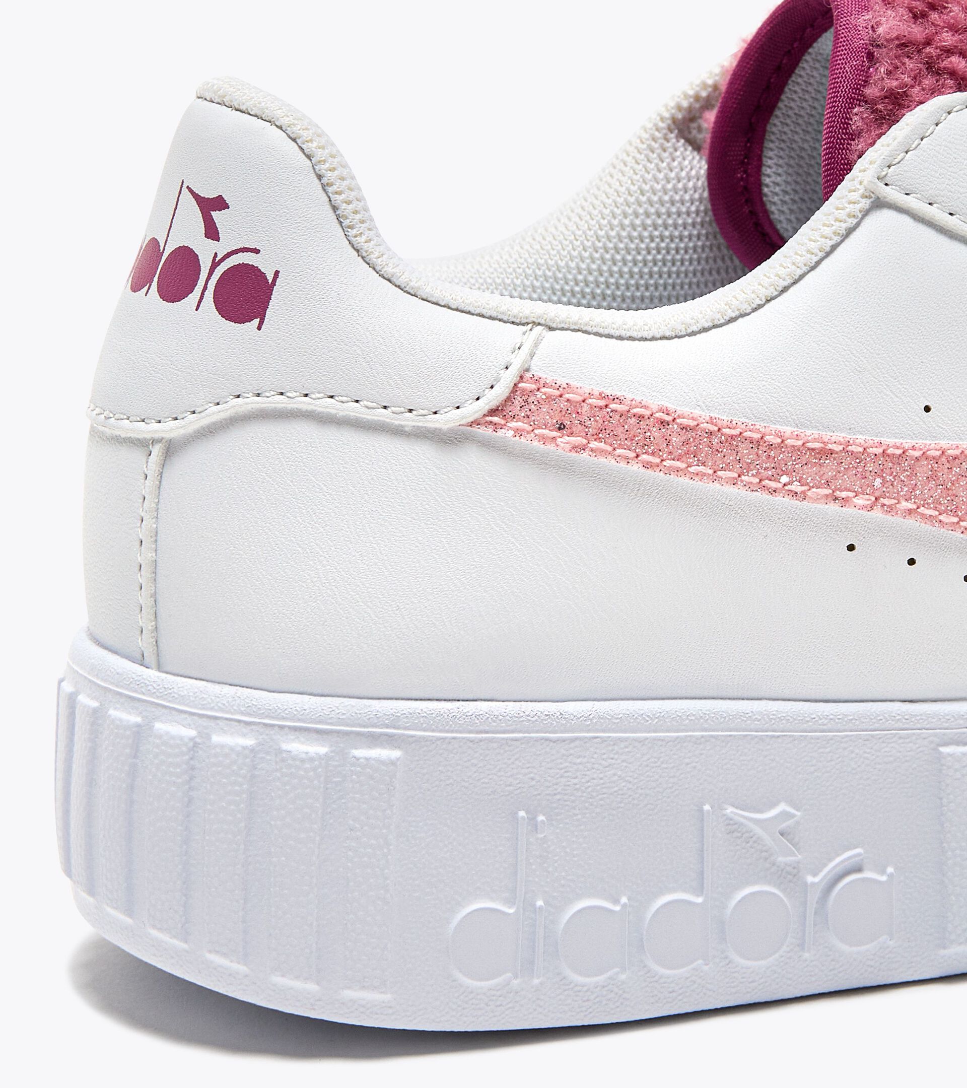 Chaussures de sport - Ado fille - 8-16 ans
 GAME STEP P GS FLUFFY WHITE/RED VIOLET - Diadora