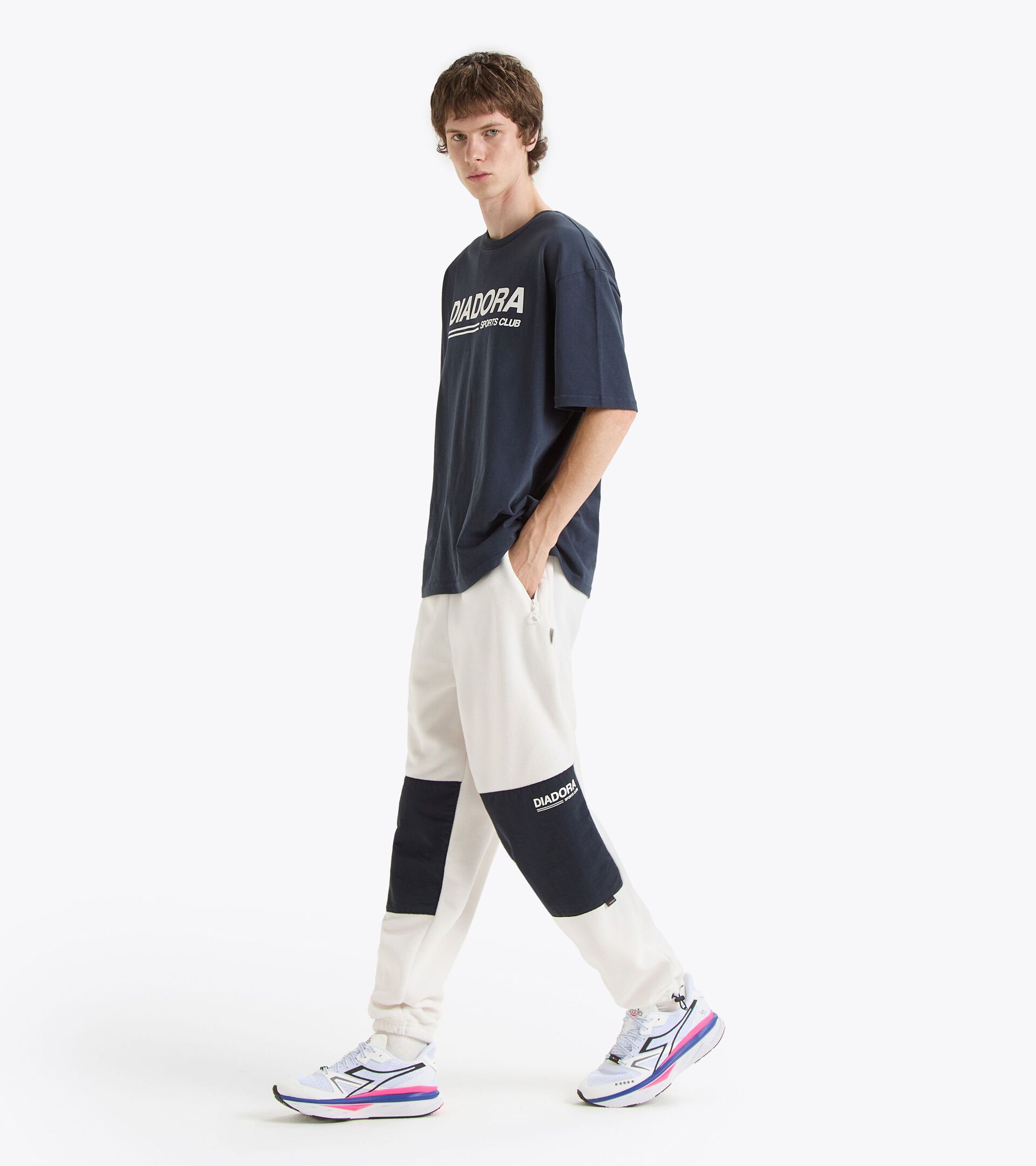 Pantalon de sport Legacy - Made in Italy - Genre neutre
 PANTS SHERPA LEGACY ALYSSE BLANC - Diadora