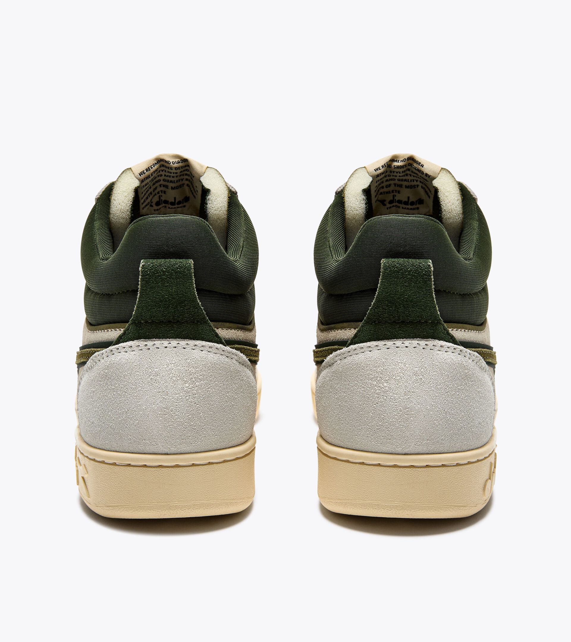 Chaussures de sportswear - Gender neutral MAGIC BASKET DEMI CUT SUEDE LEATHER WHITE/KOMBU GREEN - Diadora