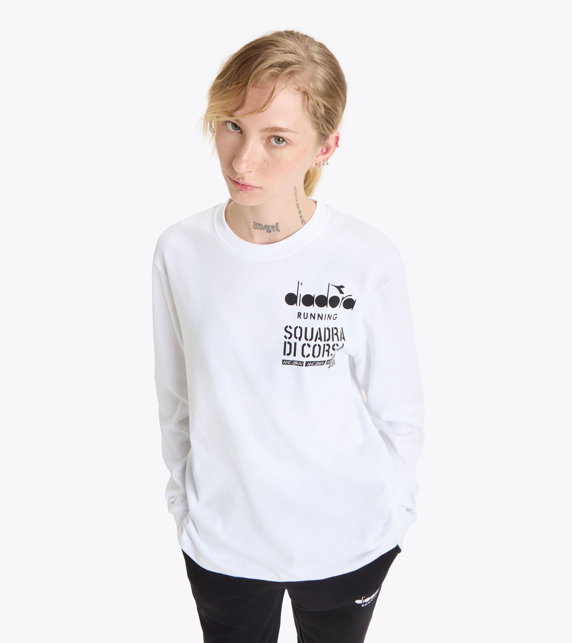 Squadra di Corsa Long-sleeved t-shirt - Recycled cotton - Gender Neutral T-SHIRT LS SQUADRA DI CORSA OPTICAL WHITE - Diadora