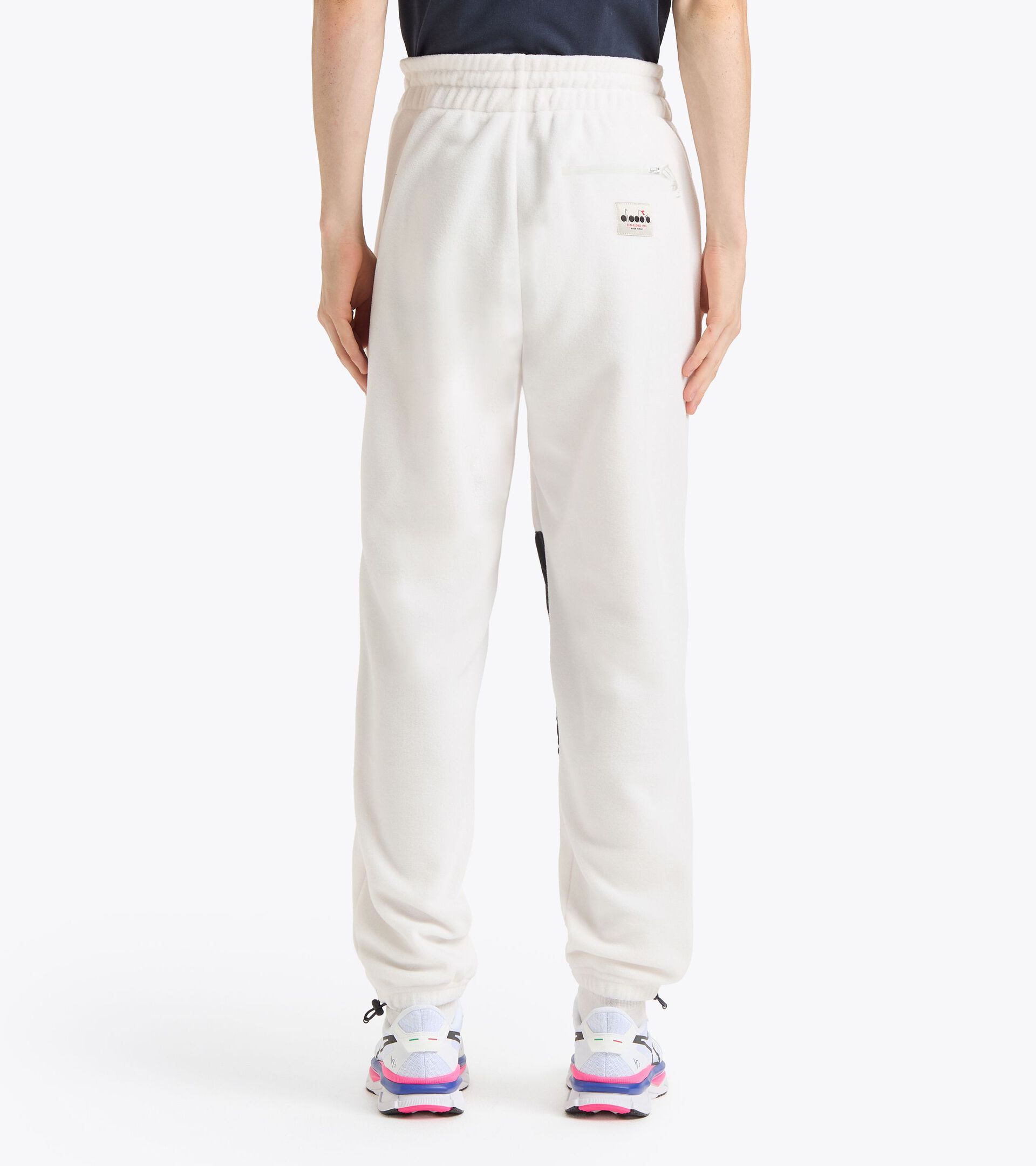 Pantaloni sportivi Legacy - Made in Italy - Gender Neutral
 PANTS SHERPA LEGACY BIANCO ALYSSUM - Diadora