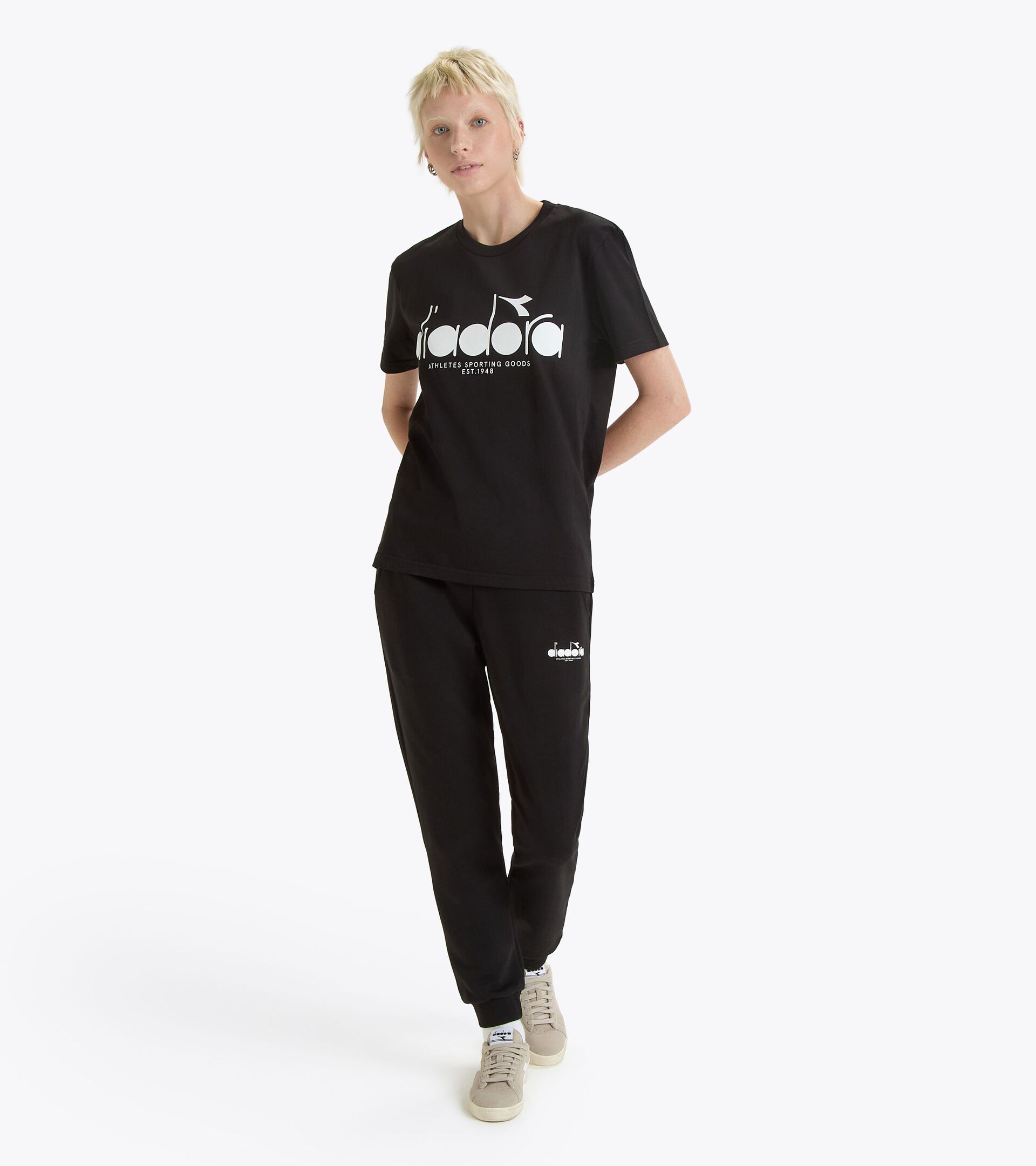 T-shirt - Genre neutre T-SHIRT SS LOGO NOIR - Diadora