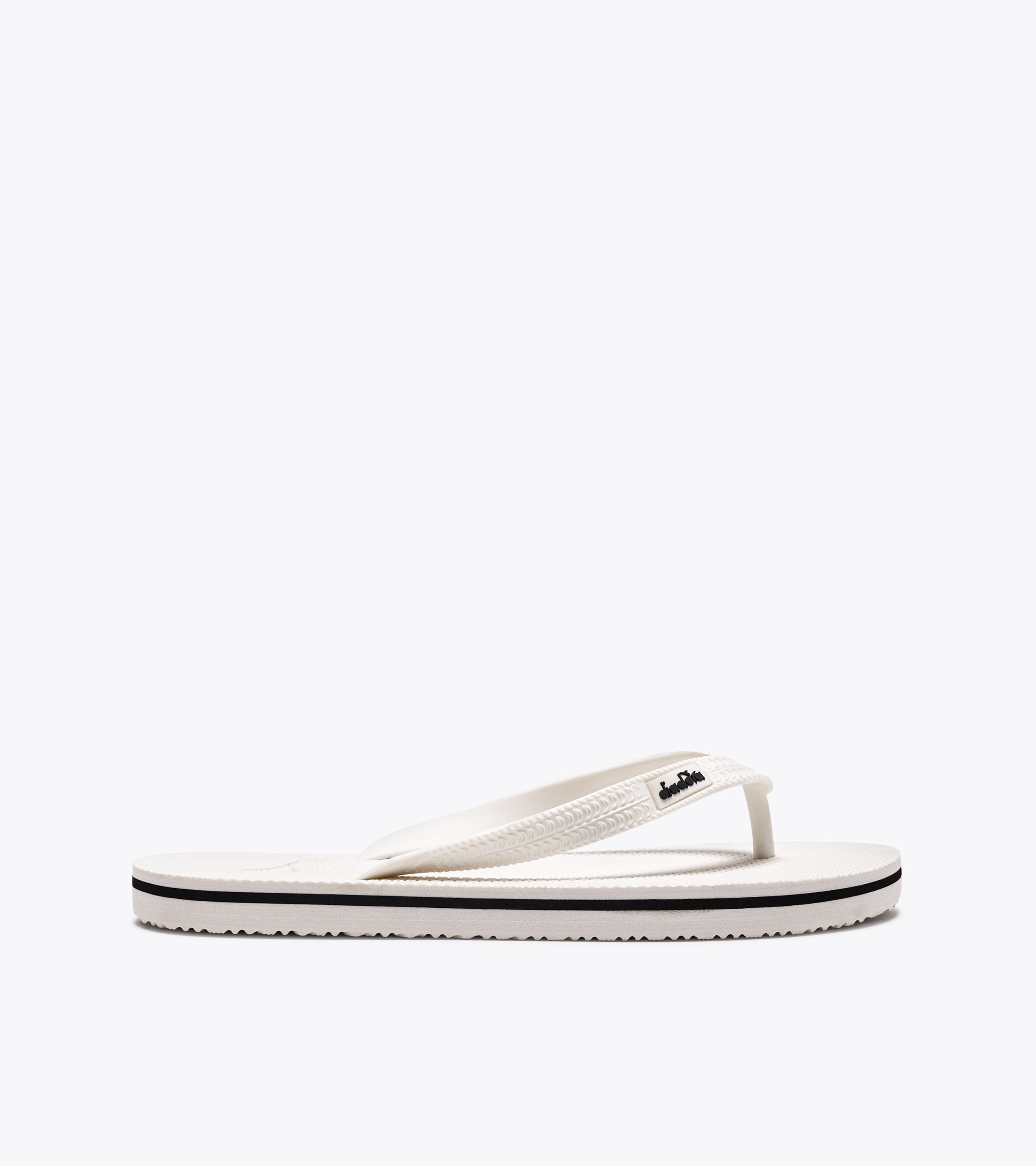 Buy FINO CRYSTAL LOCK TOE-POST SANDALS Online | Fitflop