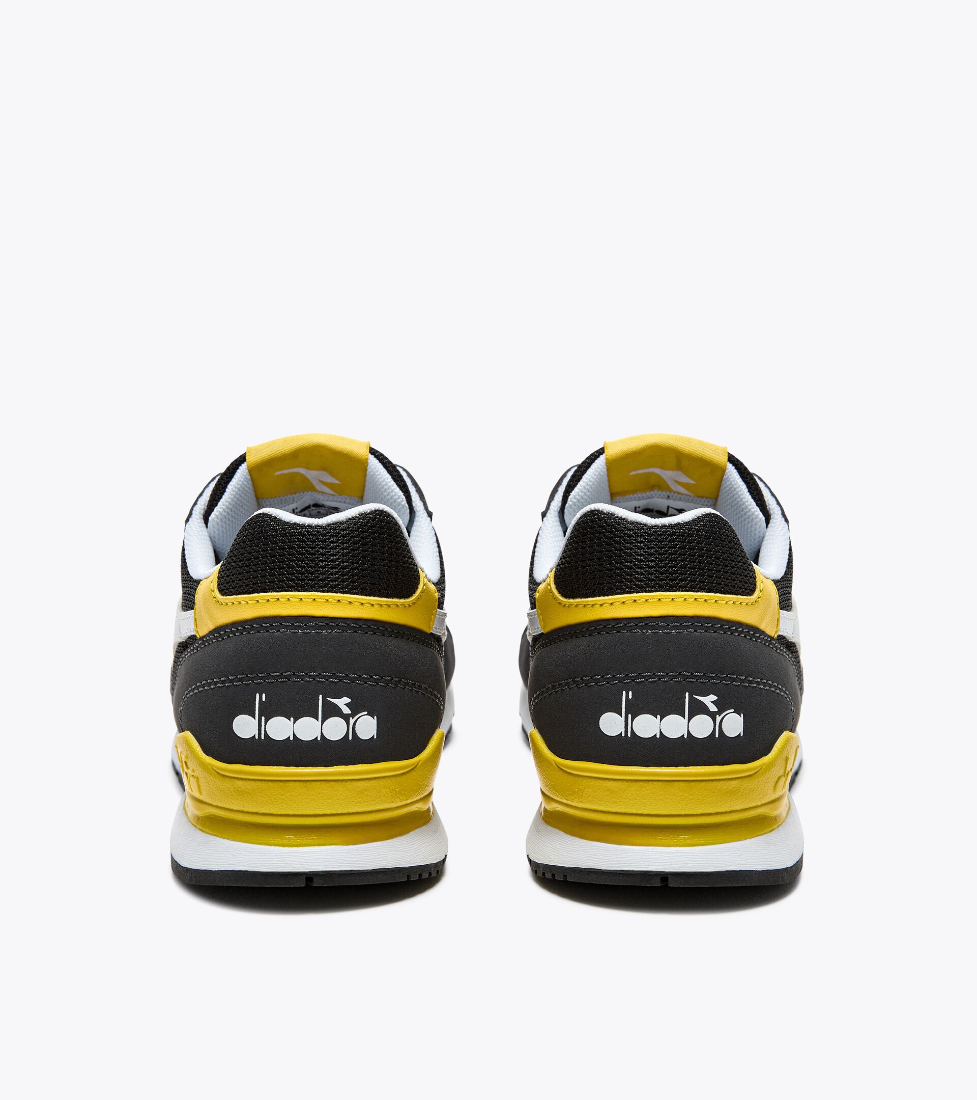 Chaussures de sport - Jeunes 8-16 ans N.92 GS NERO/CEDRO - Diadora