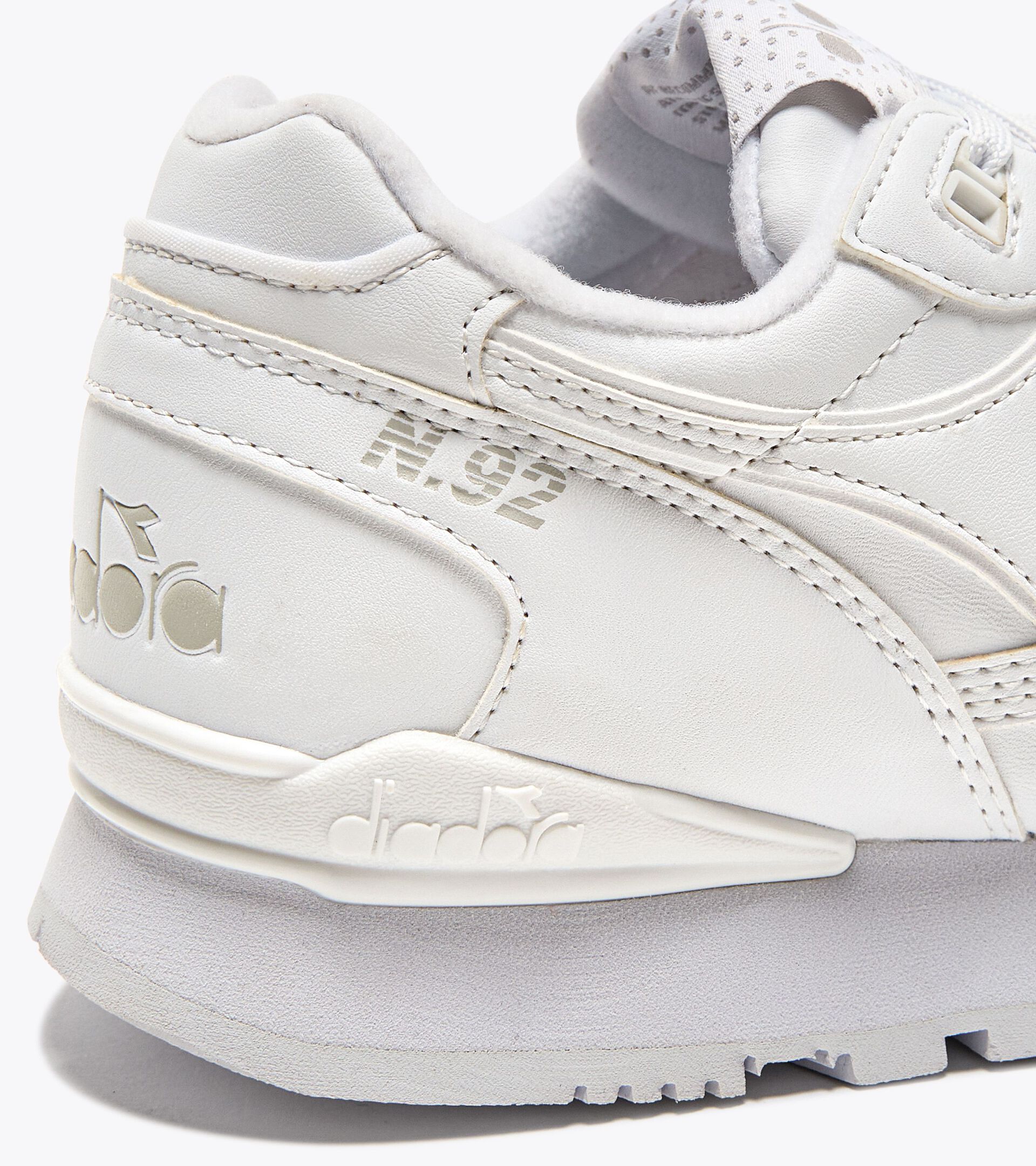 Sporty sneakers - Gender neutral N.92 L WHITE /WHITE - Diadora